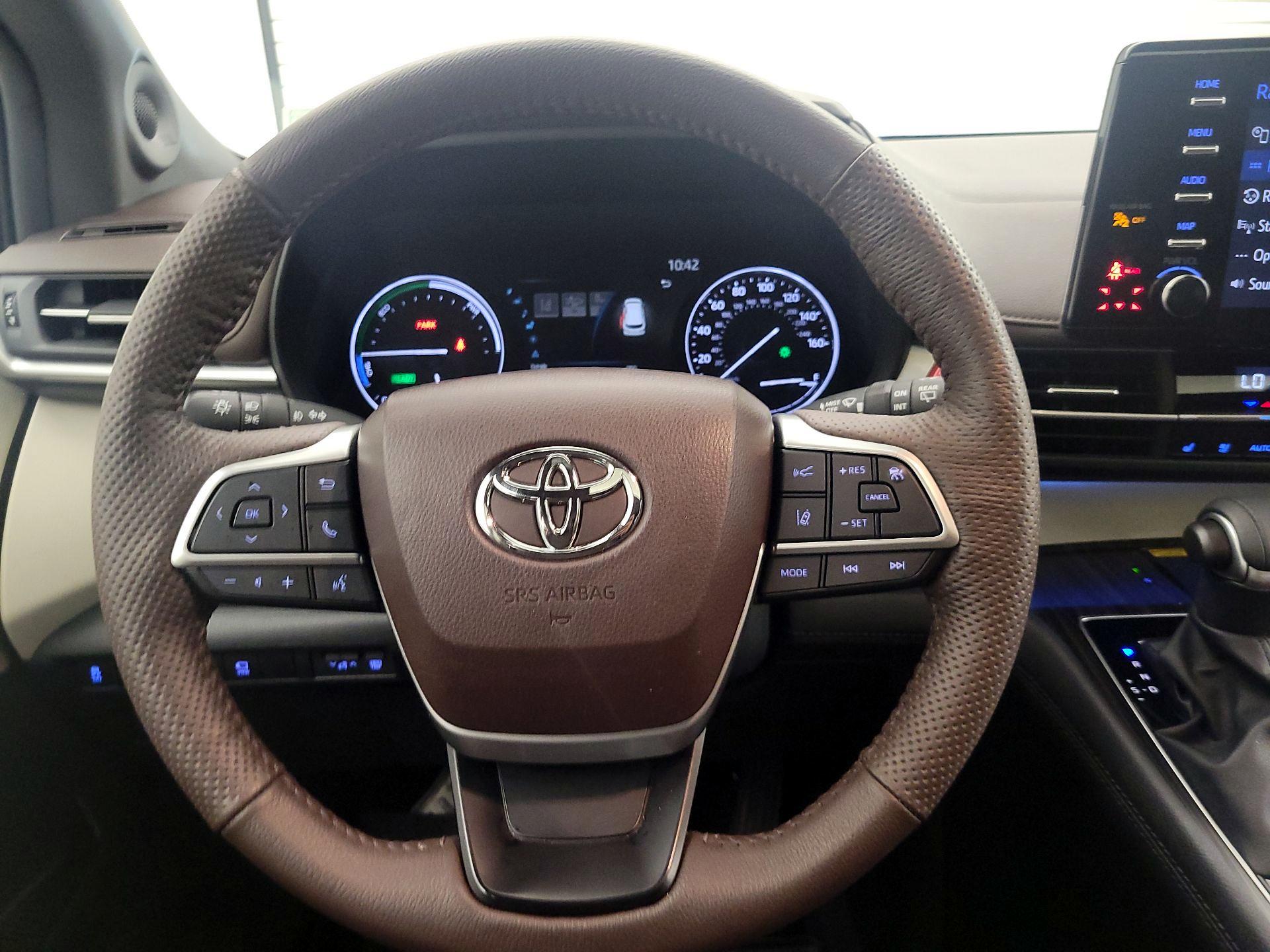 Thumbnail: 2024 Toyota Sienna - 10