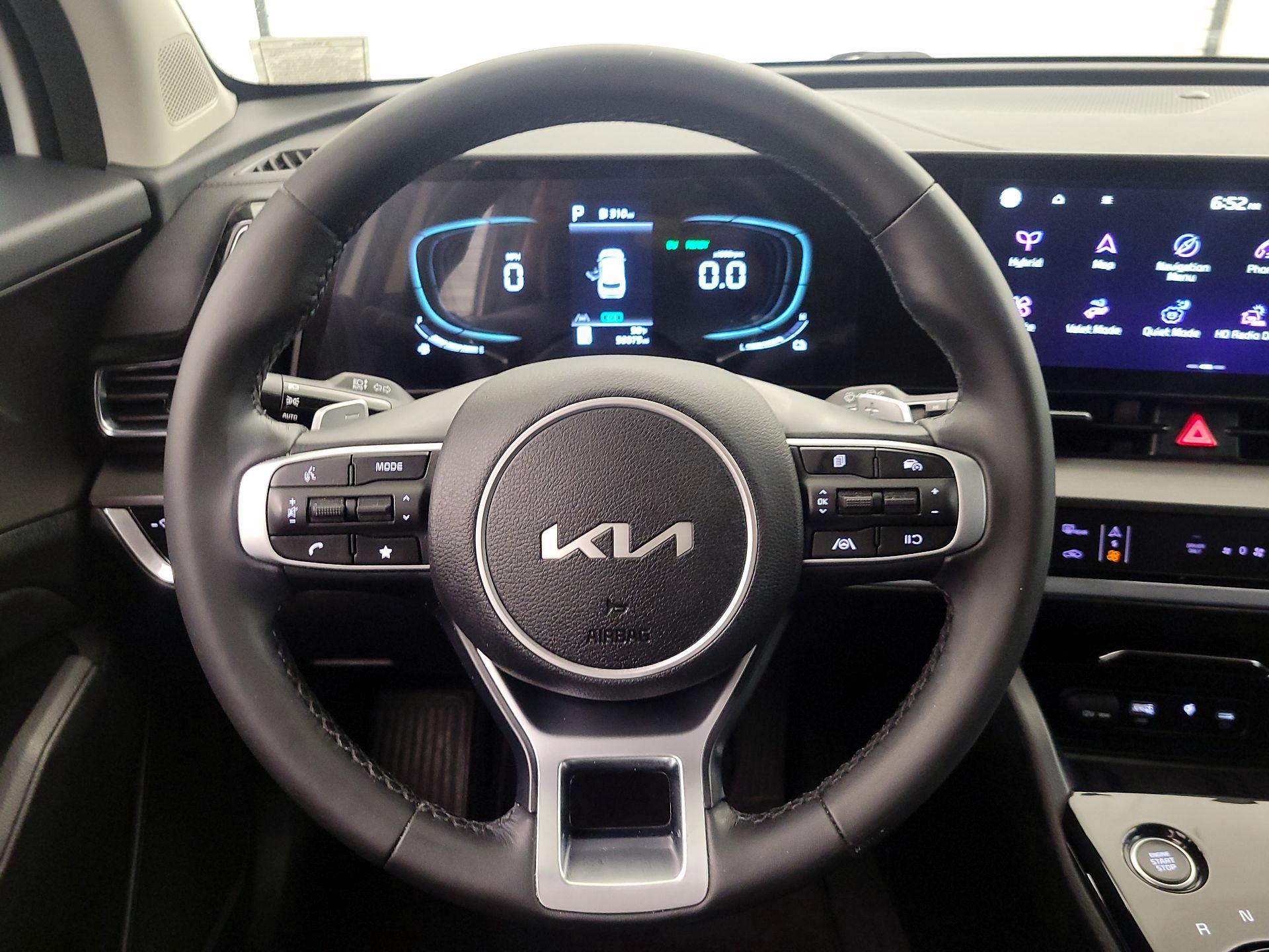 Thumbnail: 2023 Kia Sportage - 10