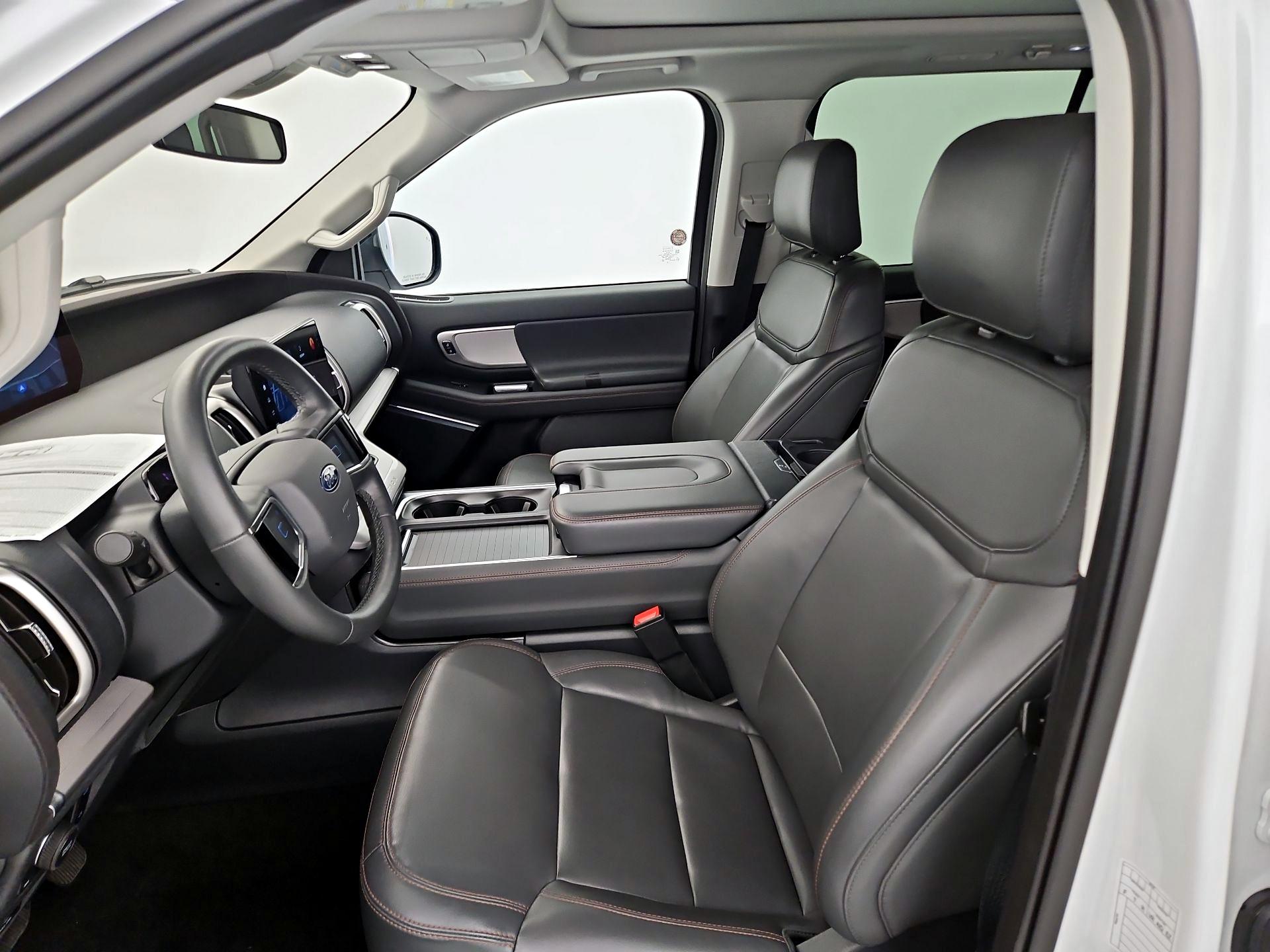 Thumbnail: 2025 Ford Expedition MAX - 11