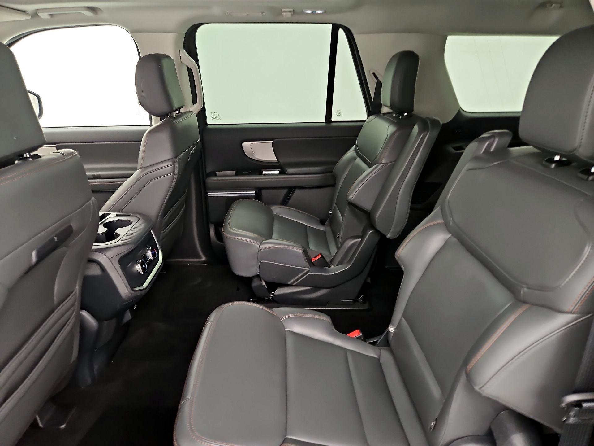 Thumbnail: 2025 Ford Expedition MAX - 20