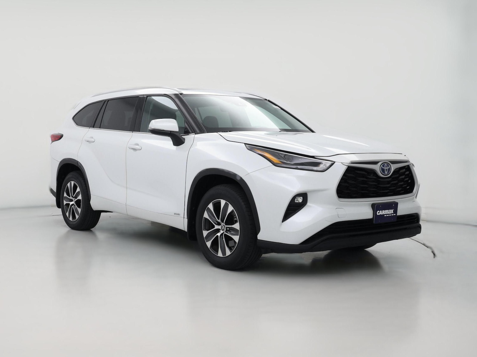 2022 Toyota Highlander XLE - Photo 1