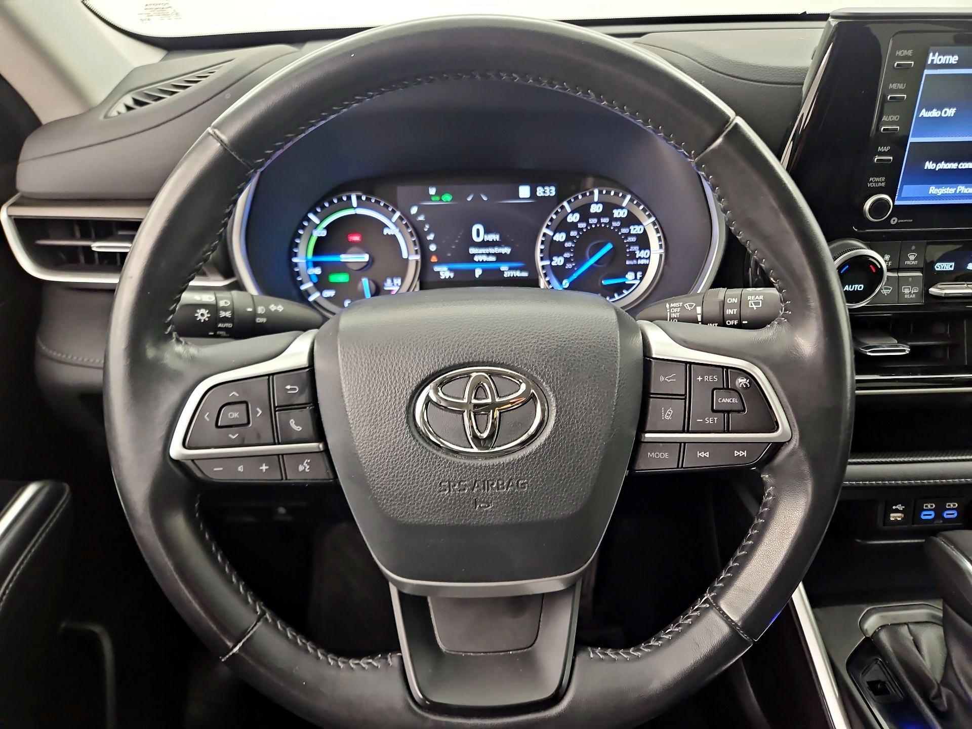 Thumbnail: 2022 Toyota Highlander - 10