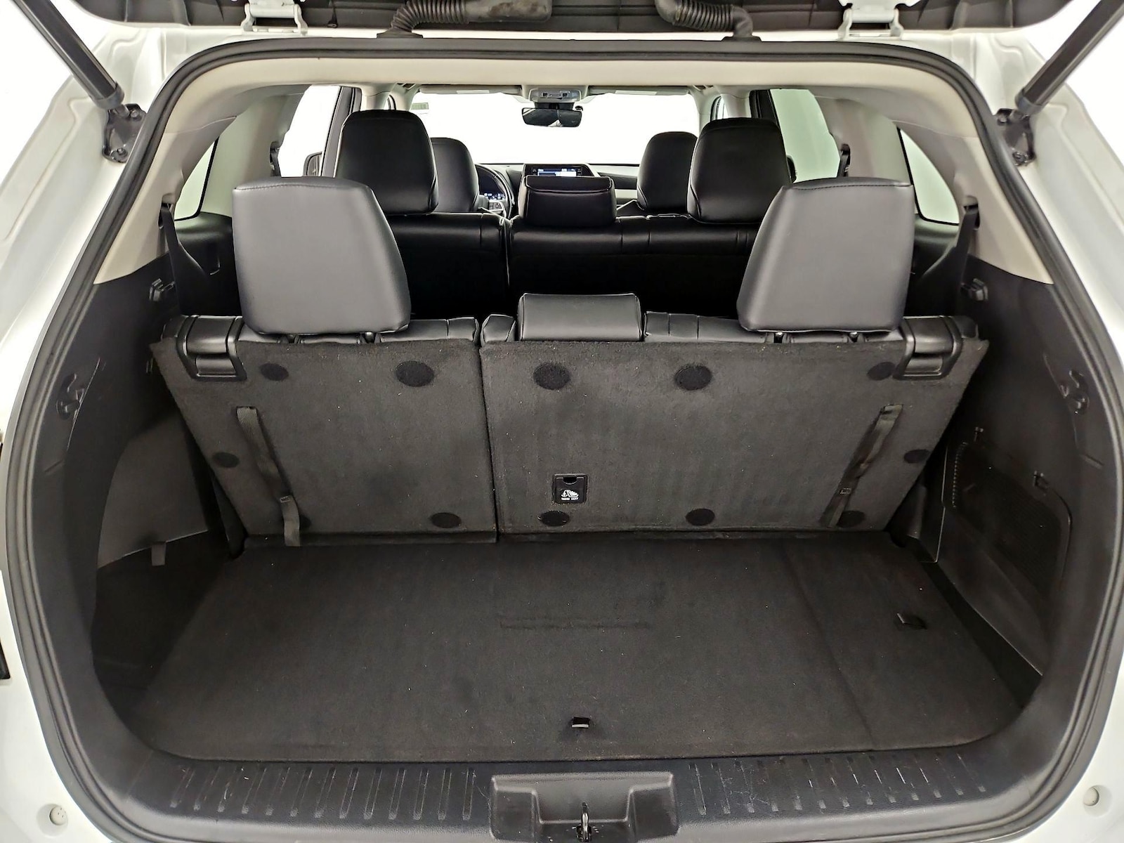 2022 Toyota Highlander XLE - Photo 22