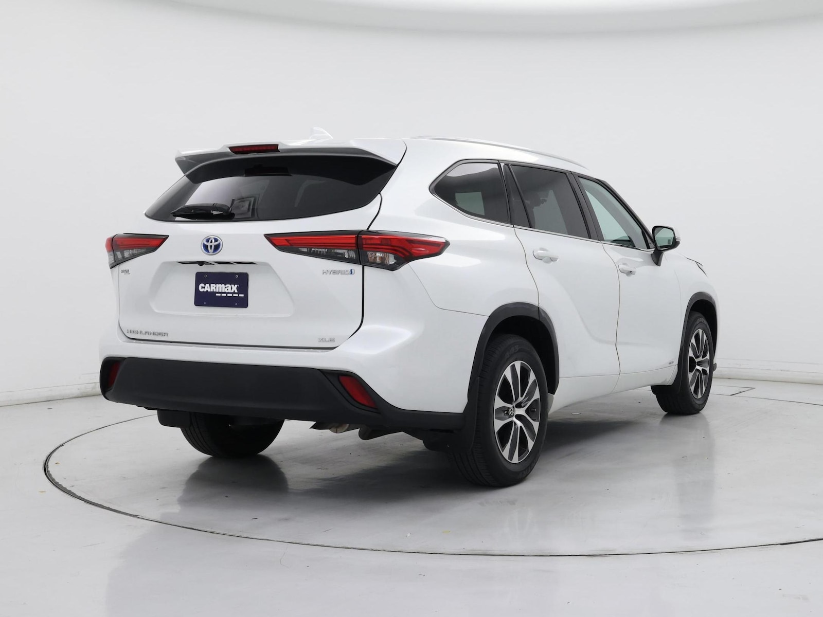 2022 Toyota Highlander XLE - Photo 9