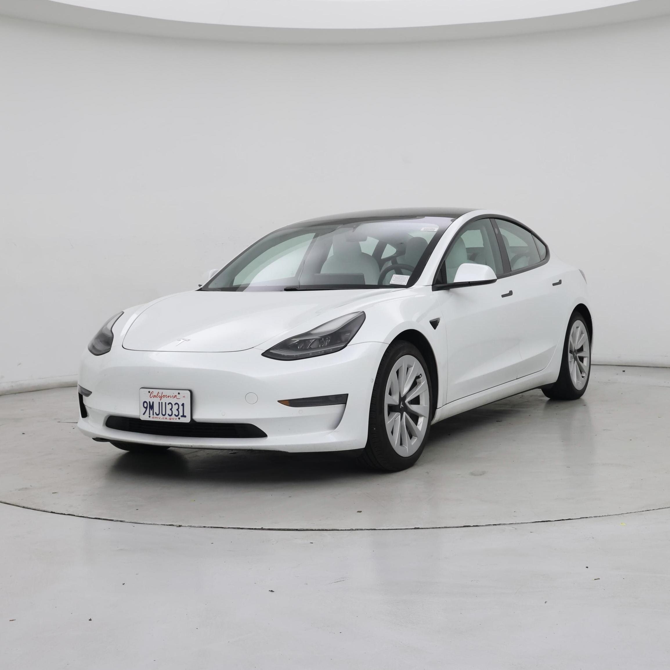 Thumbnail: 2021 Tesla Model 3 - 4