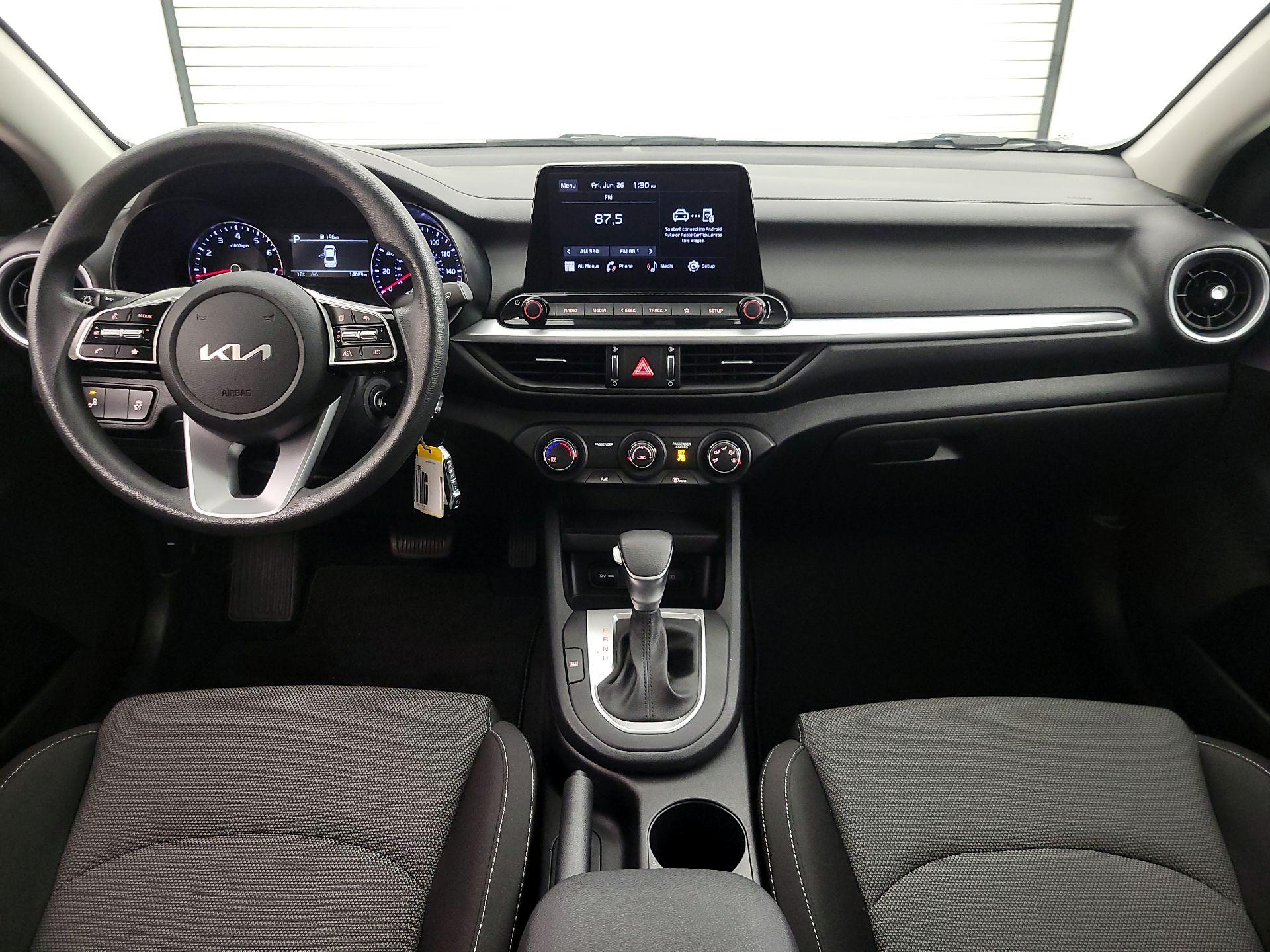 Thumbnail: 2024 Kia Forte - 9