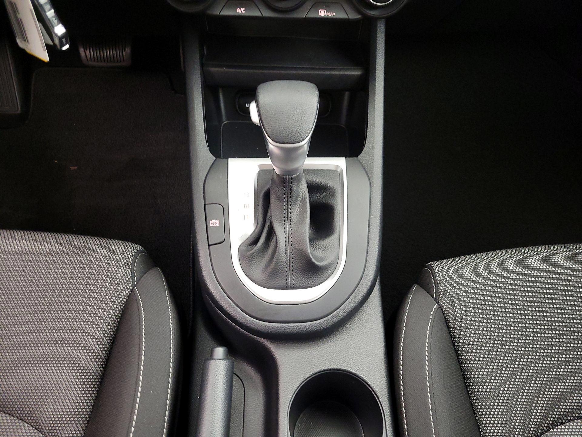 Thumbnail: 2024 Kia Forte - 17