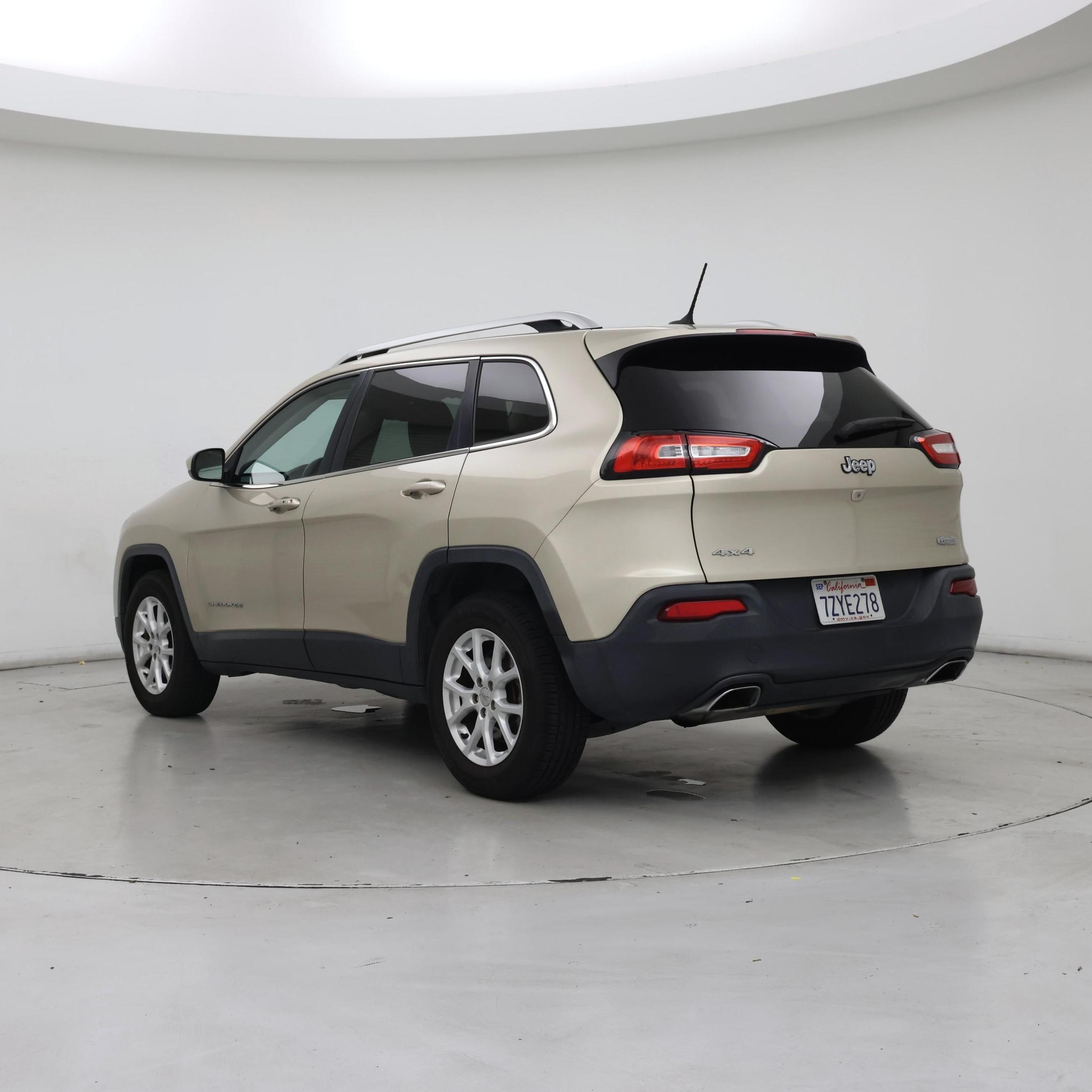 Thumbnail: 2015 Jeep Cherokee - 2