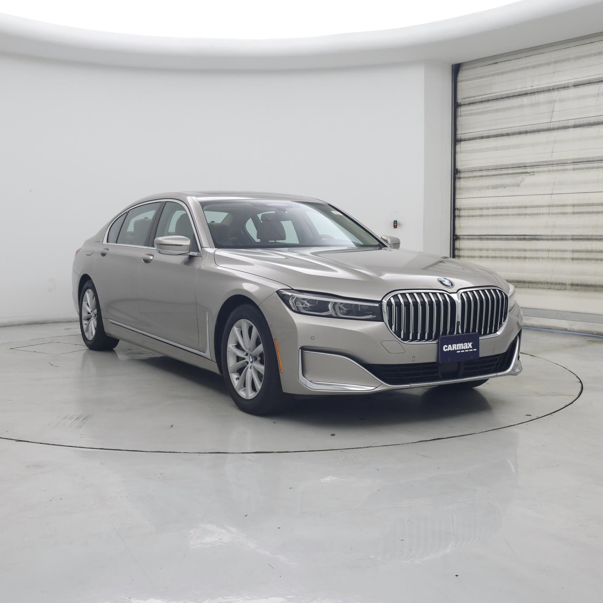 Silver 2022 BMW 7 Series Sedan Rear-Wheel Drive Automatic