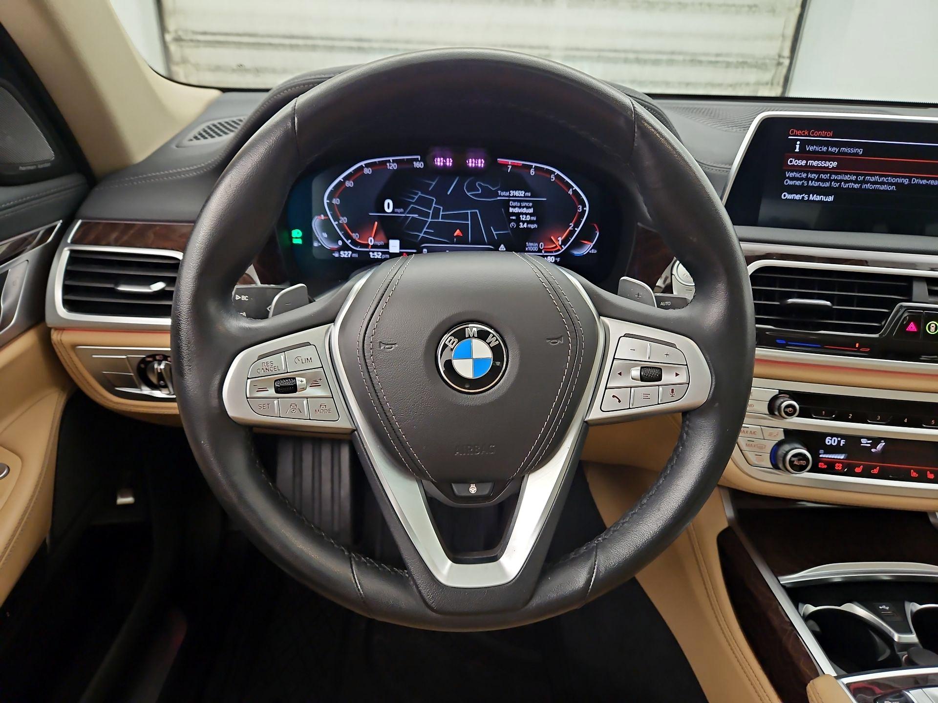 Thumbnail: 2022 BMW 7 Series - 10