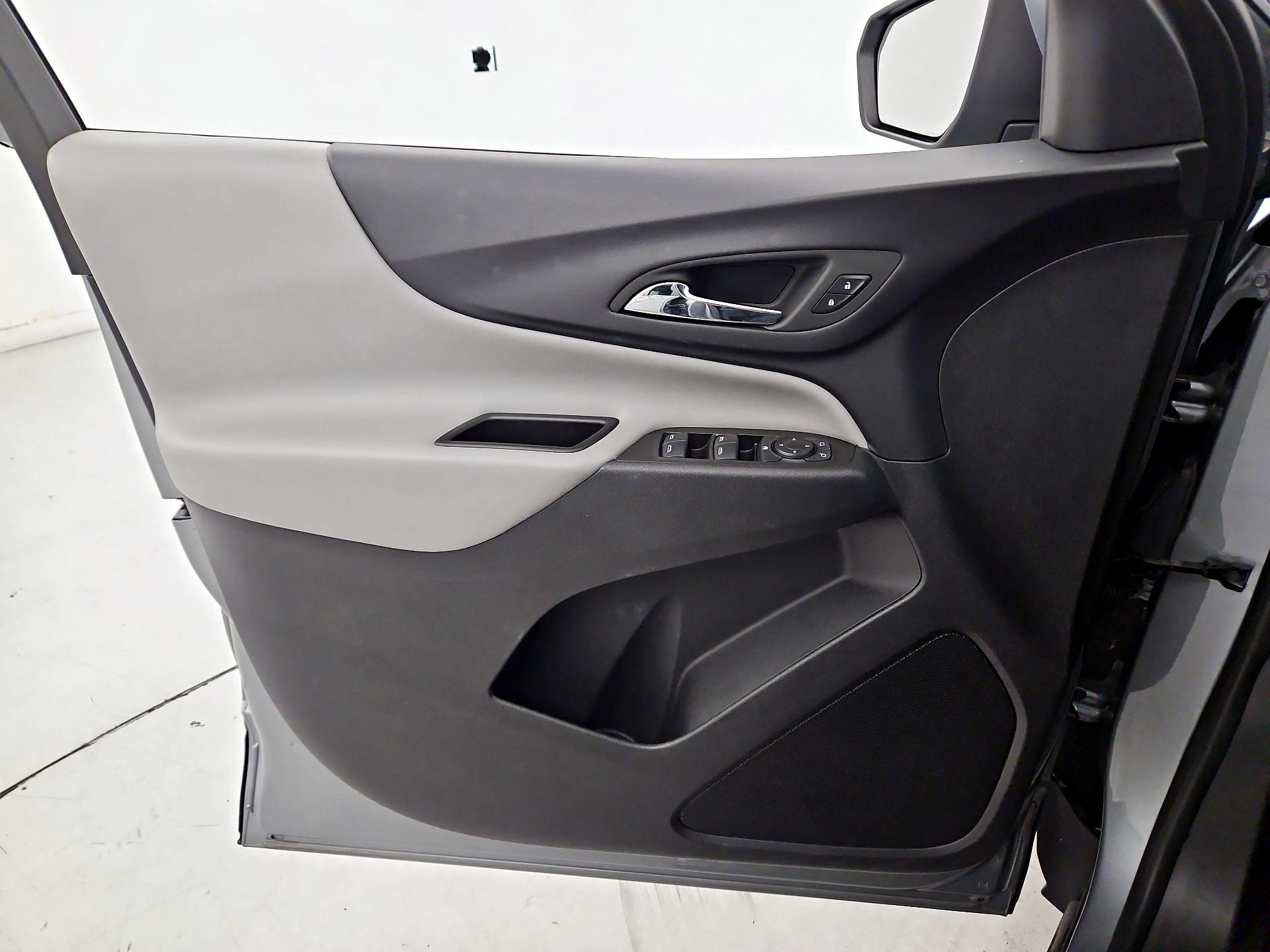 Thumbnail: 2023 Chevrolet Equinox - 12