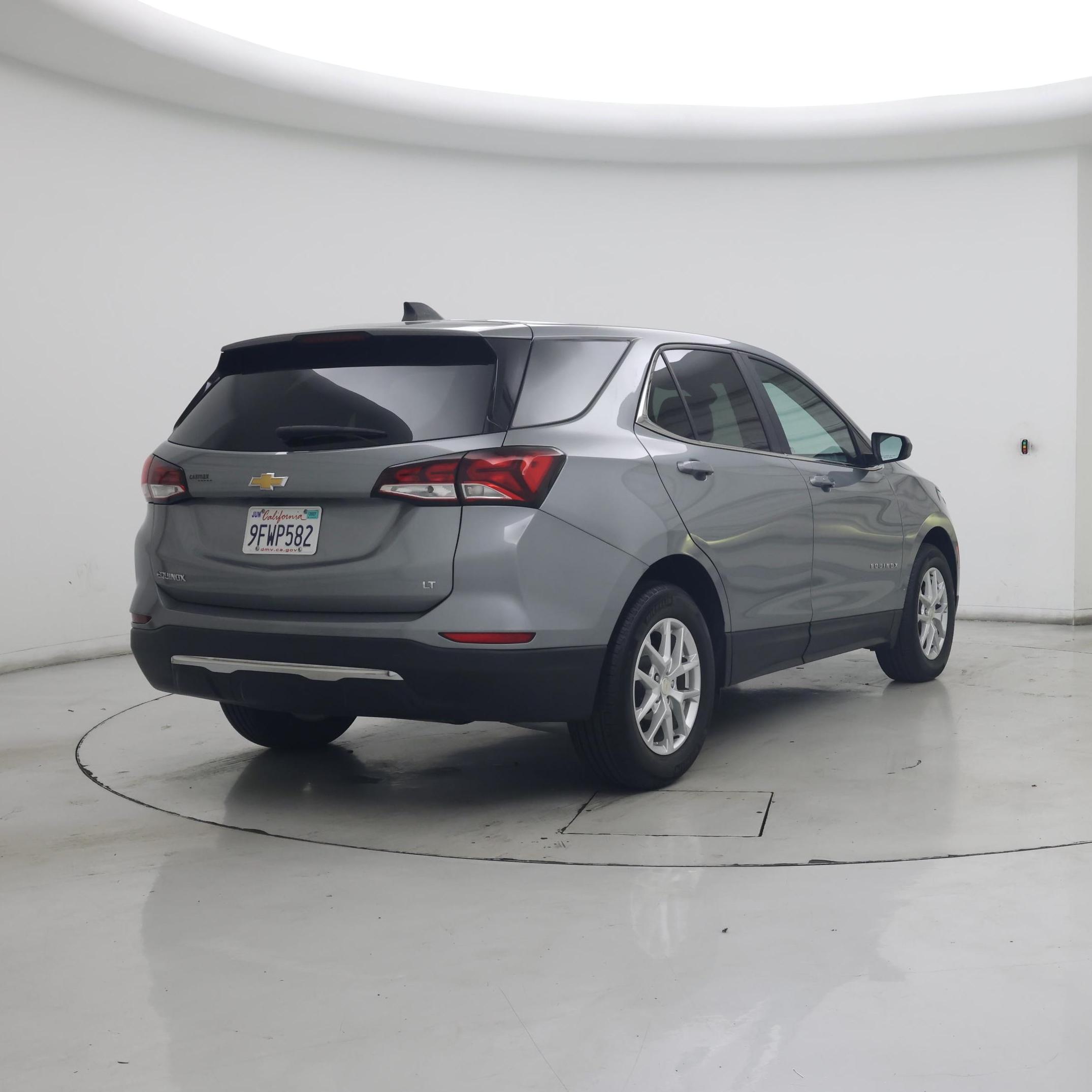 Thumbnail: 2023 Chevrolet Equinox - 8