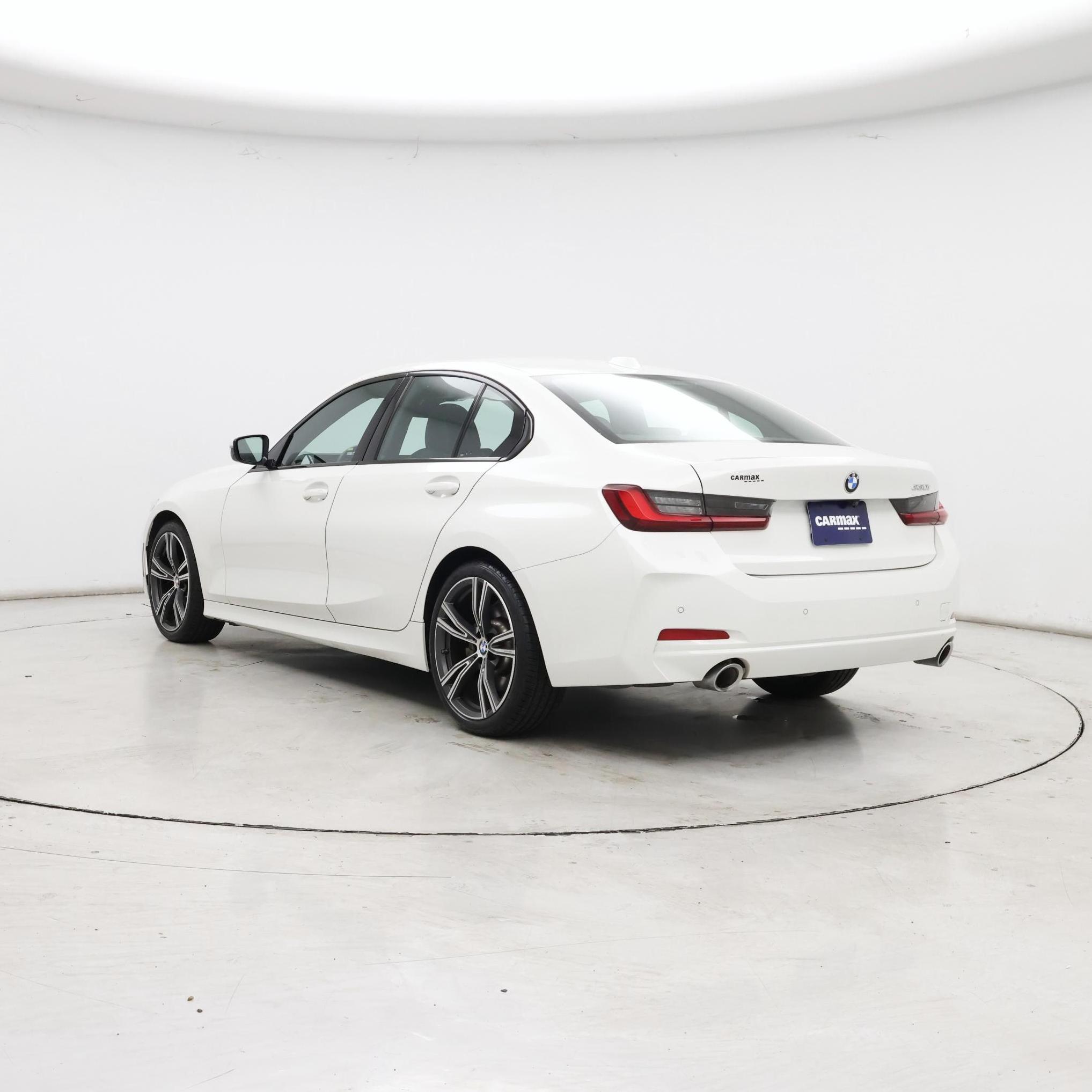 Thumbnail: 2023 BMW 3 Series - 2