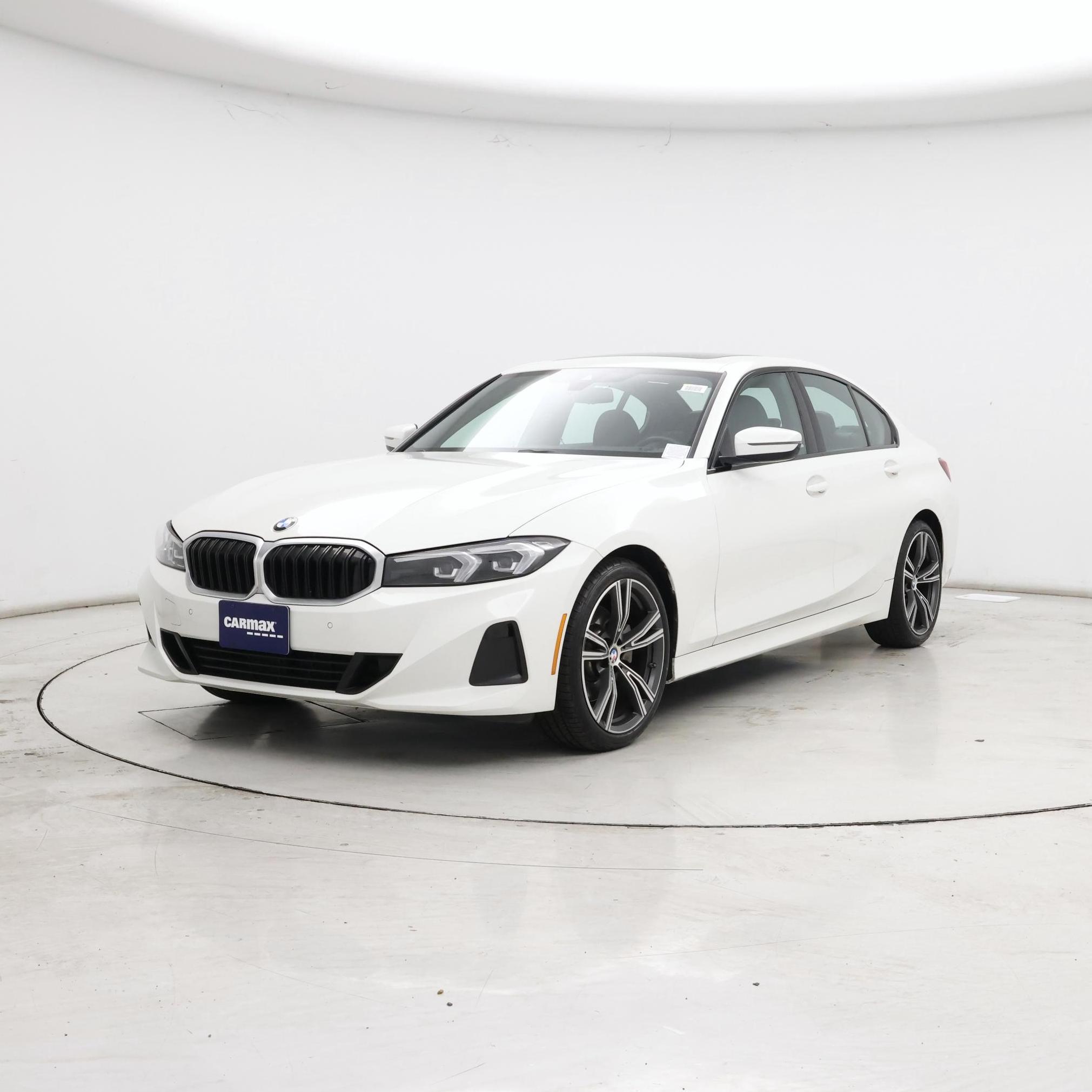 Thumbnail: 2023 BMW 3 Series - 4