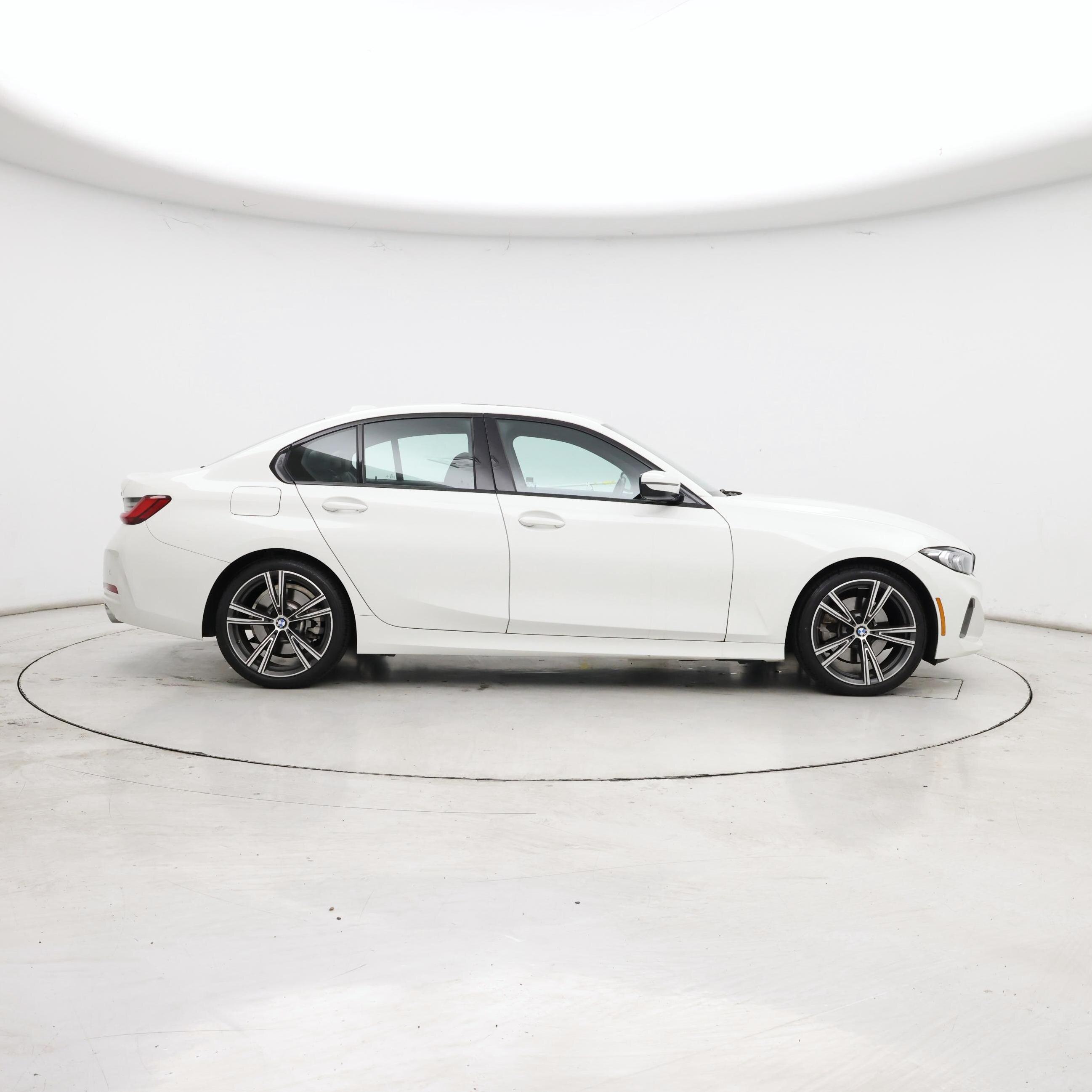 Thumbnail: 2023 BMW 3 Series - 7