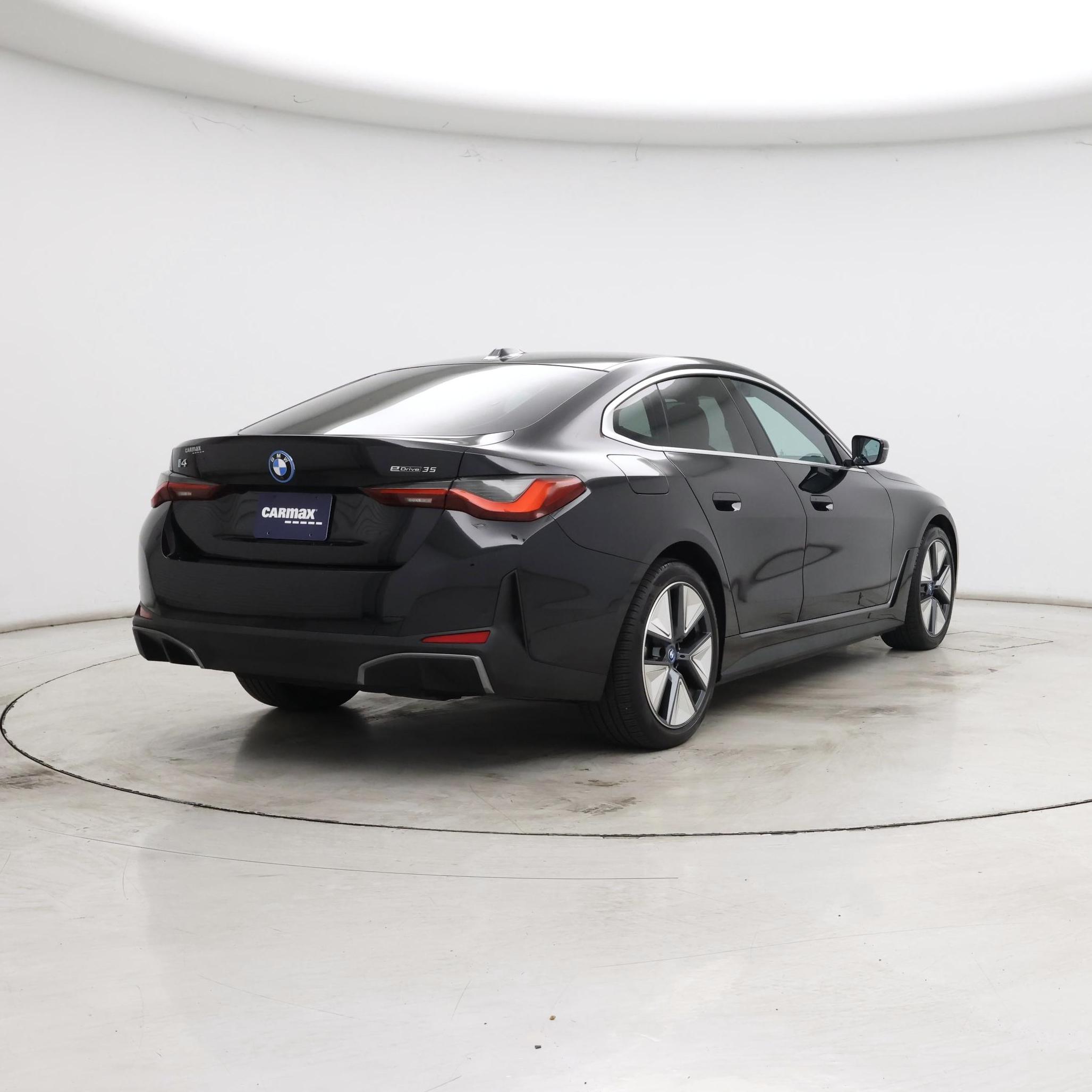Thumbnail: 2023 BMW i4 - 8