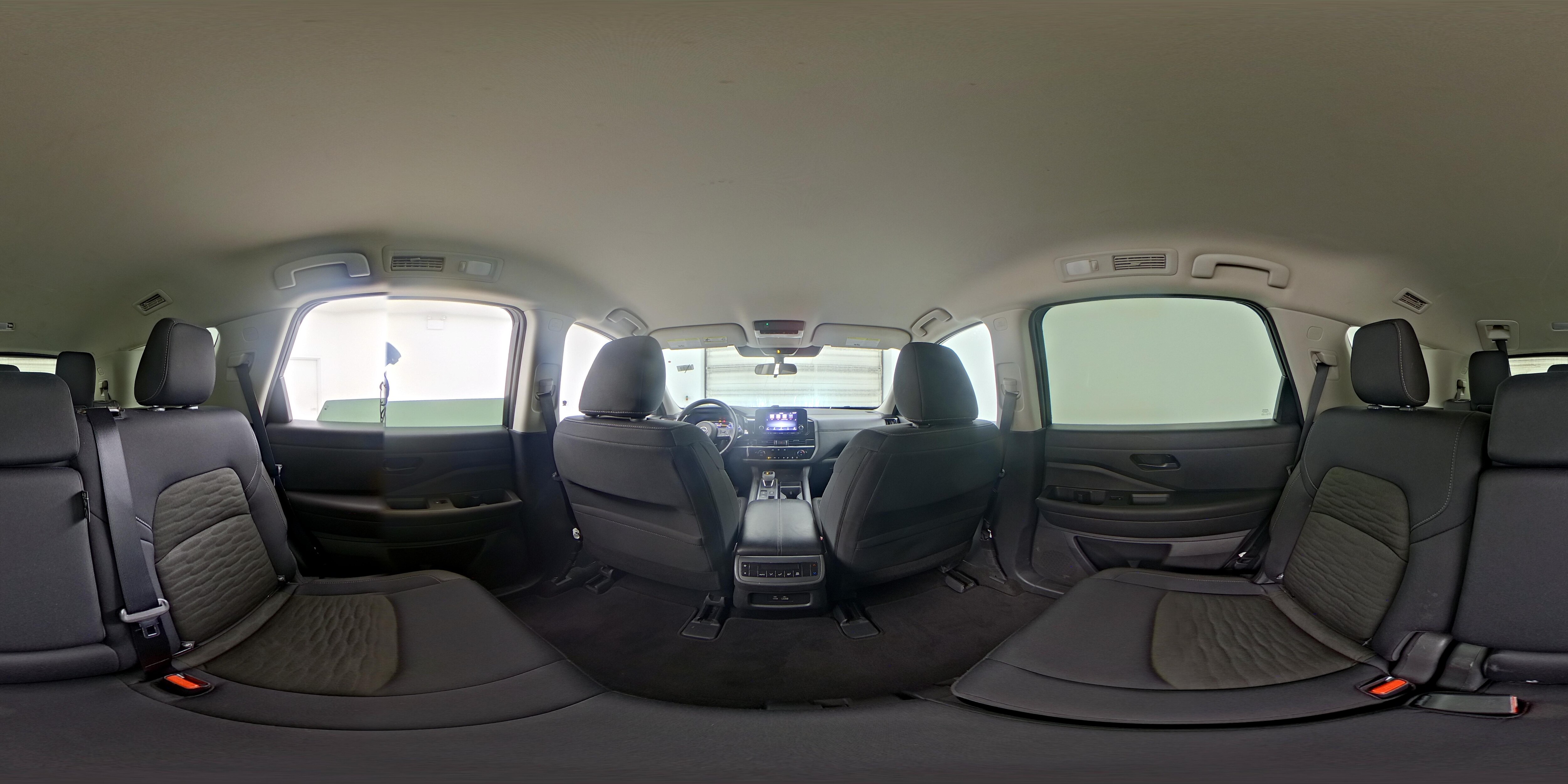 2025 Nissan Pathfinder SV - Photo 27