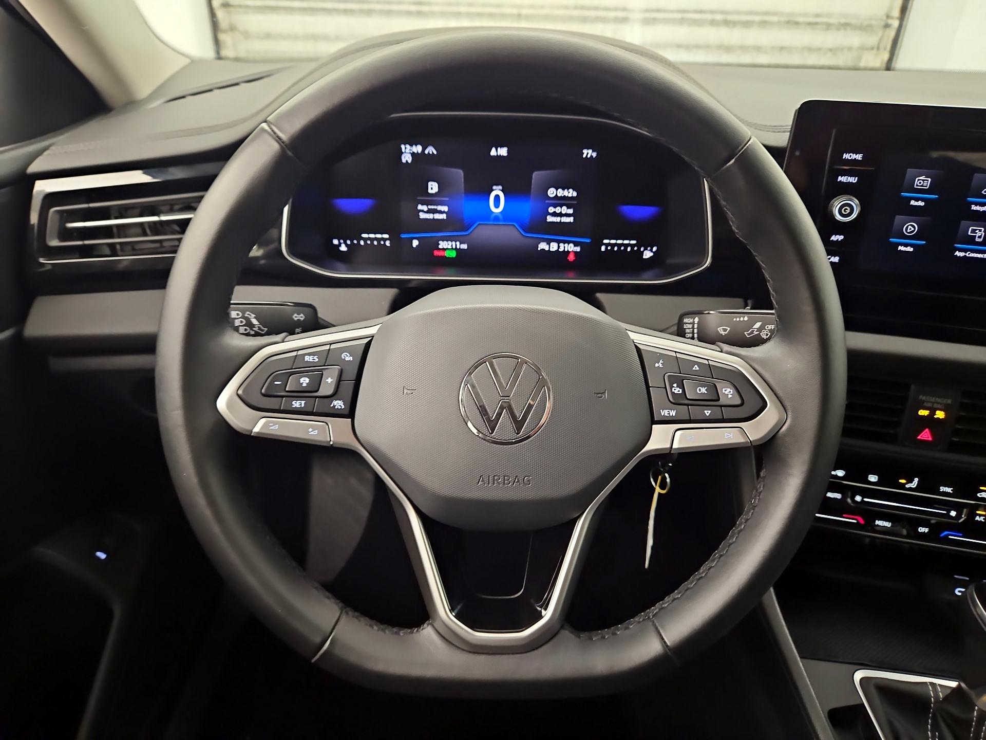 Thumbnail: 2025 Volkswagen Jetta - 10