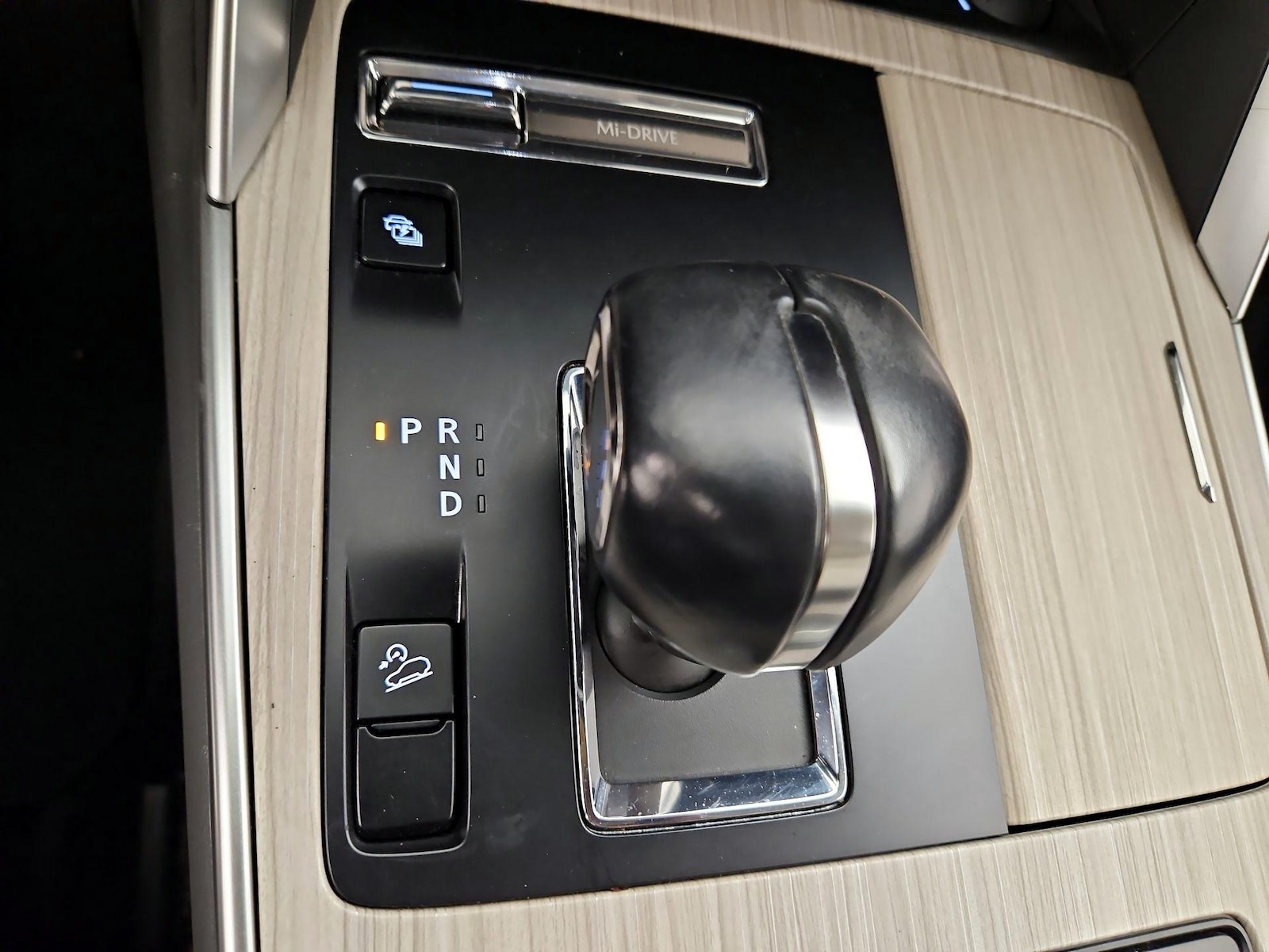 2024 Mazda CX-90 Premium Package - Photo 19
