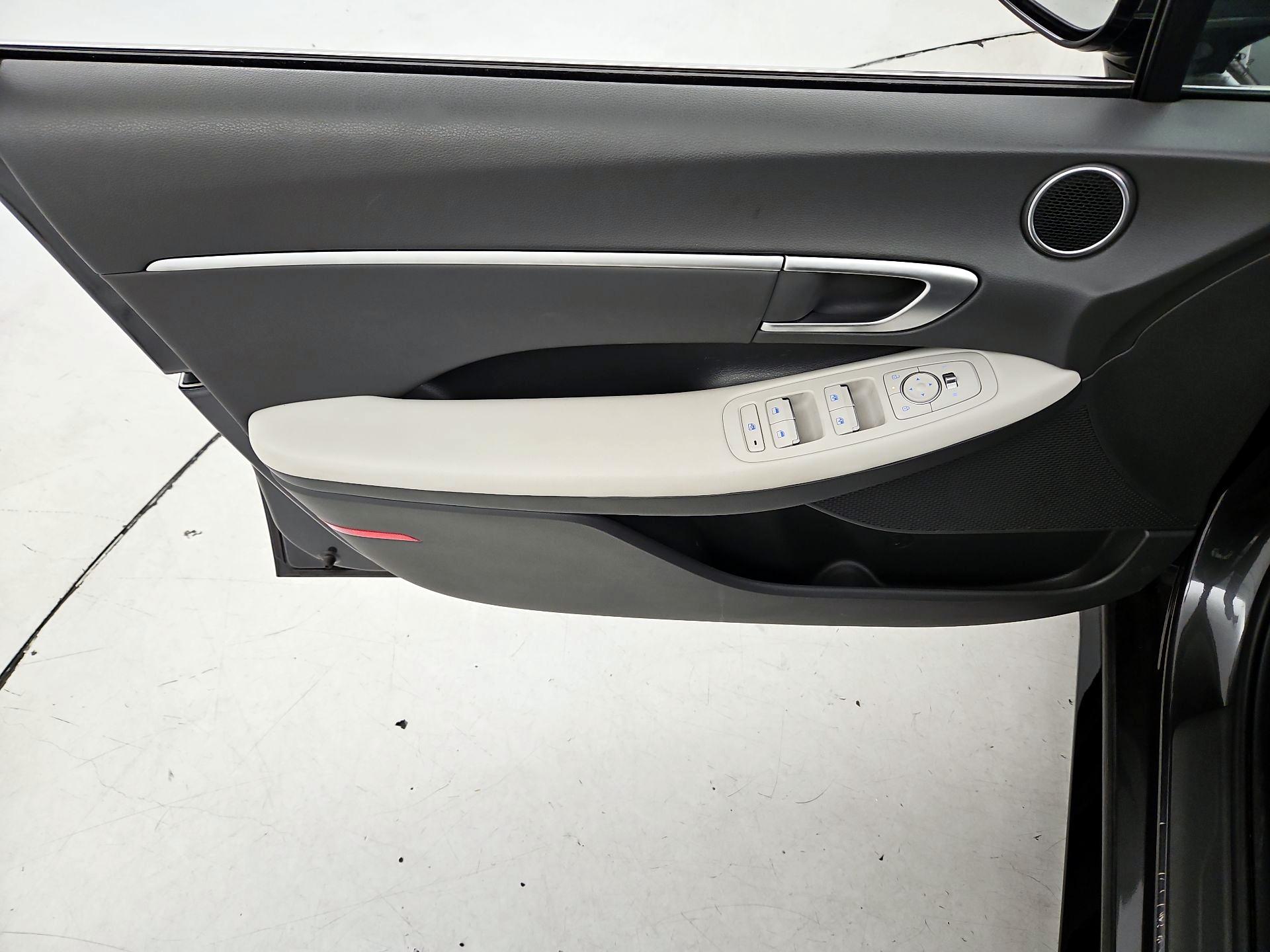 Thumbnail: 2025 Hyundai Sonata - 12