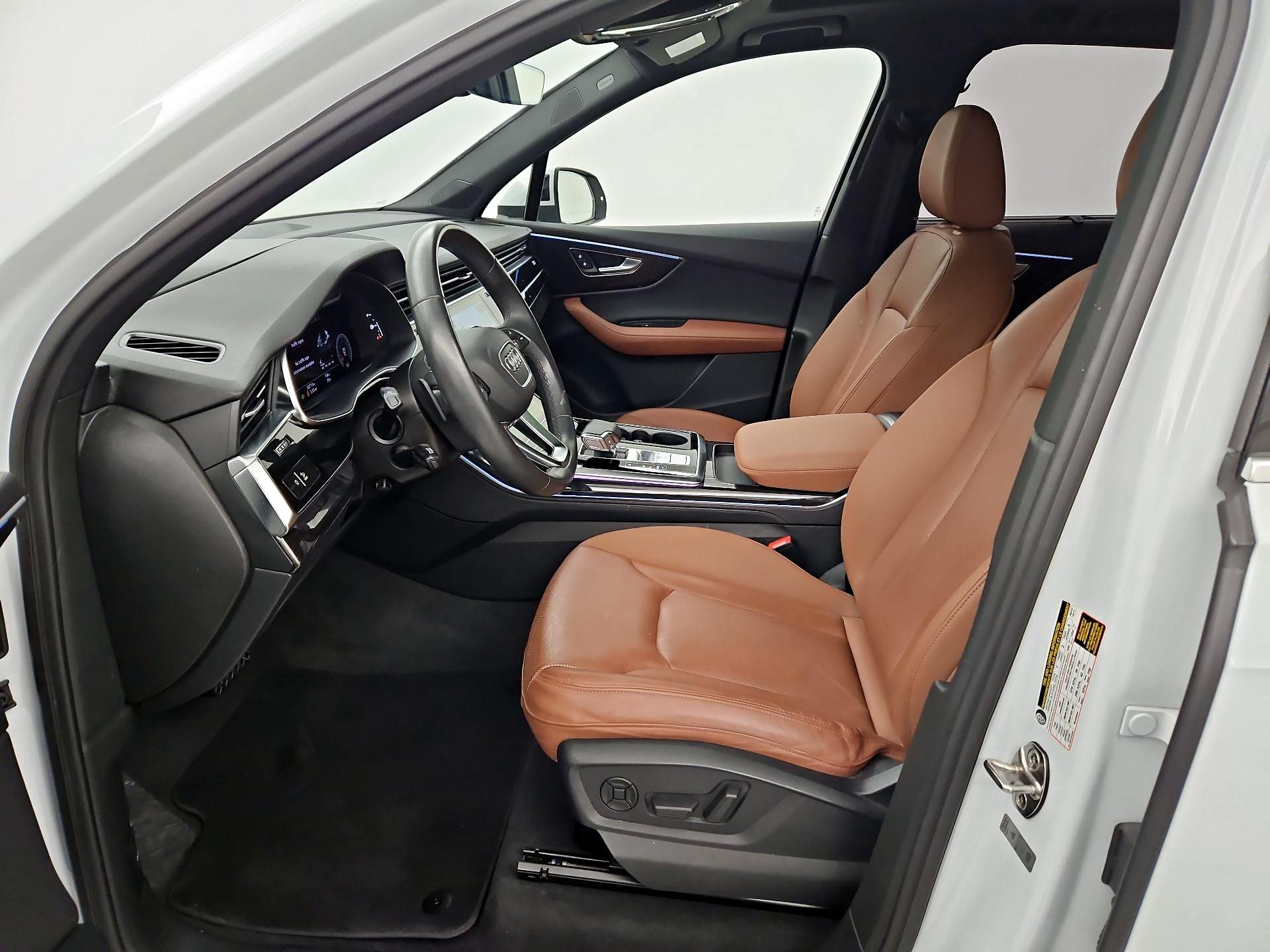Thumbnail: 2021 Audi Q7 - 11