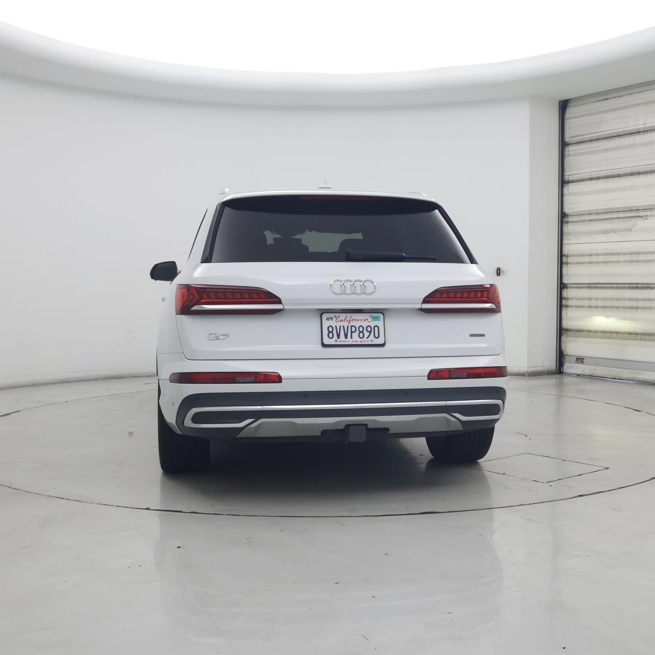 Thumbnail: 2021 Audi Q7 - 6