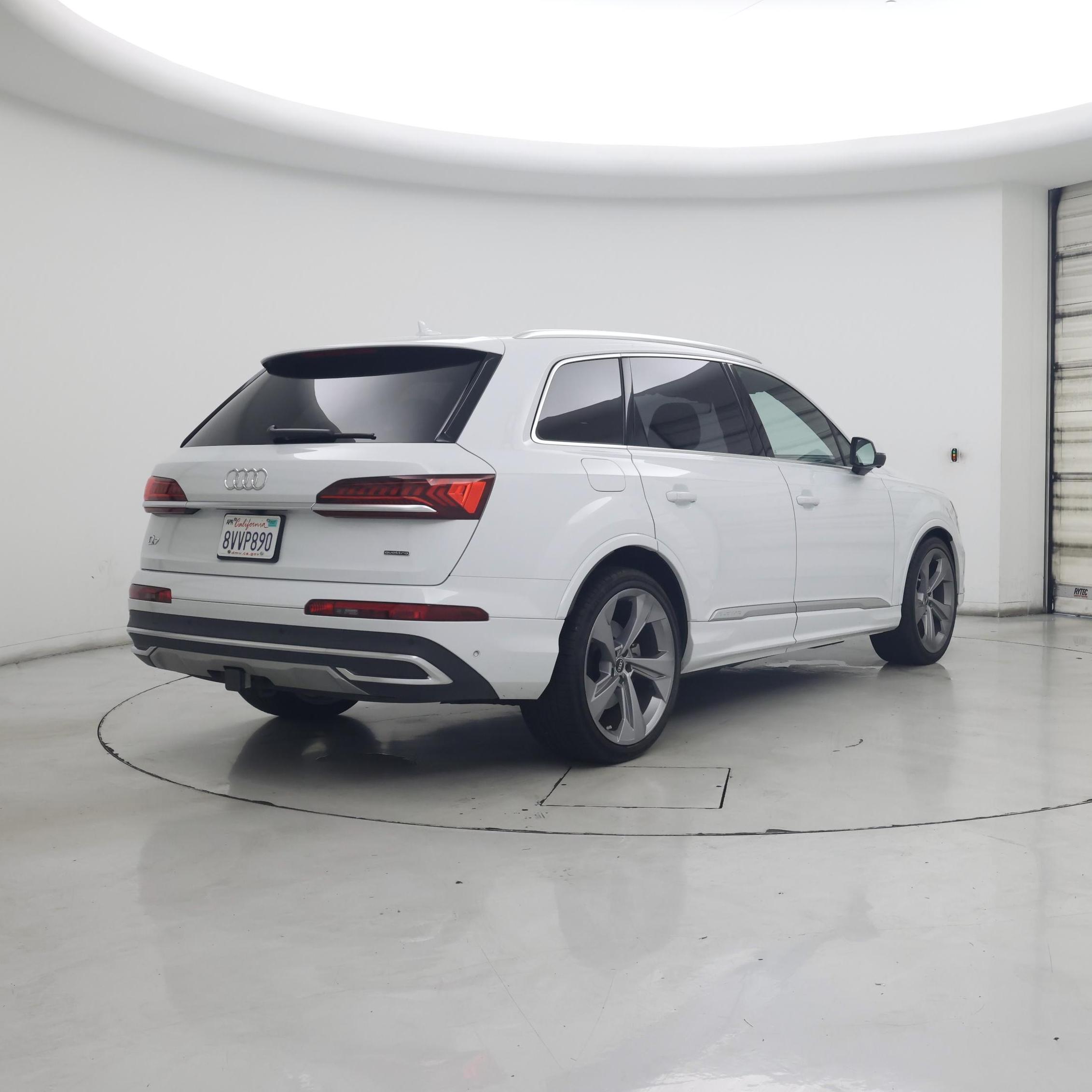 Thumbnail: 2021 Audi Q7 - 8