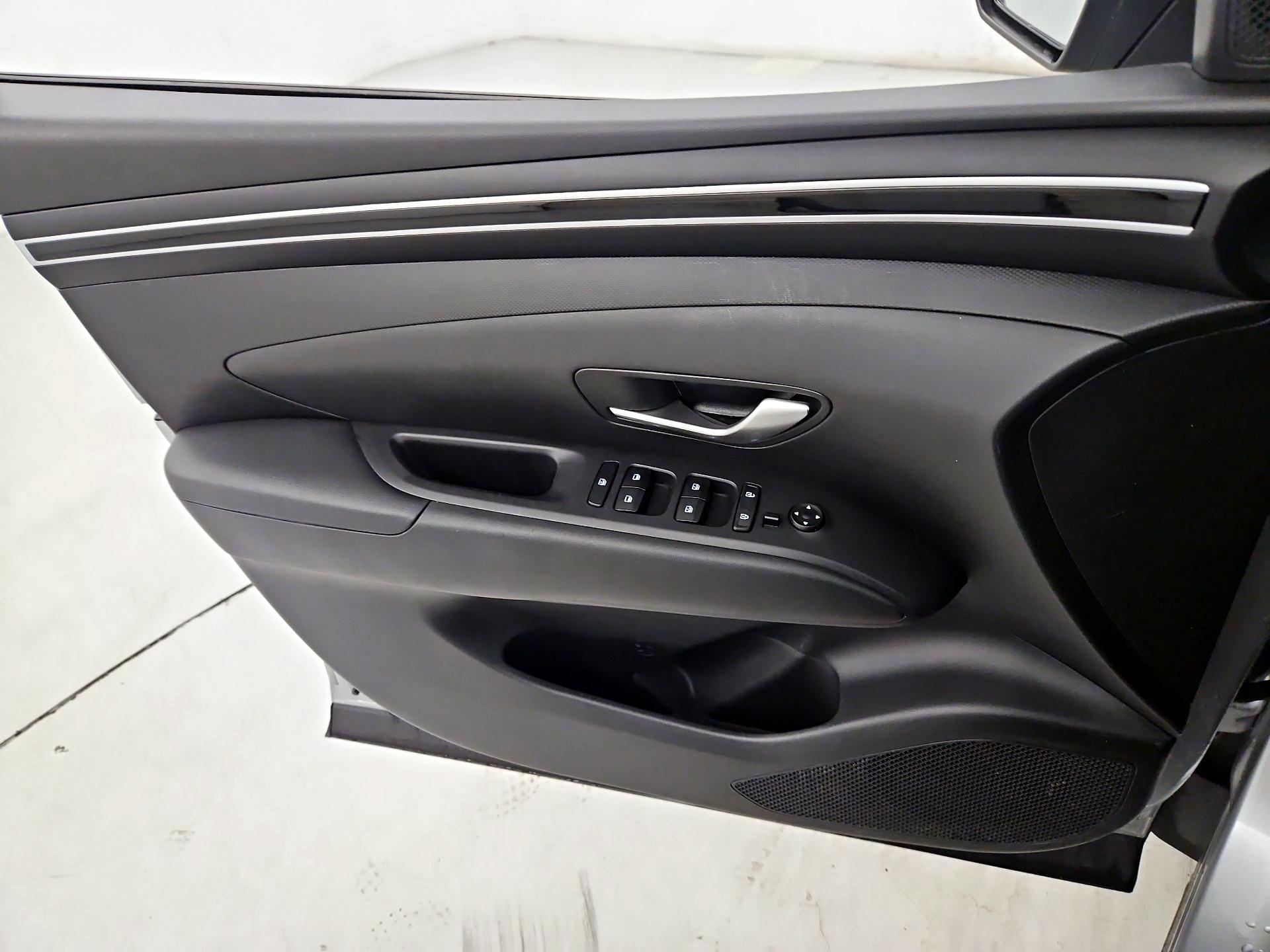 Thumbnail: 2022 Hyundai Tucson - 12