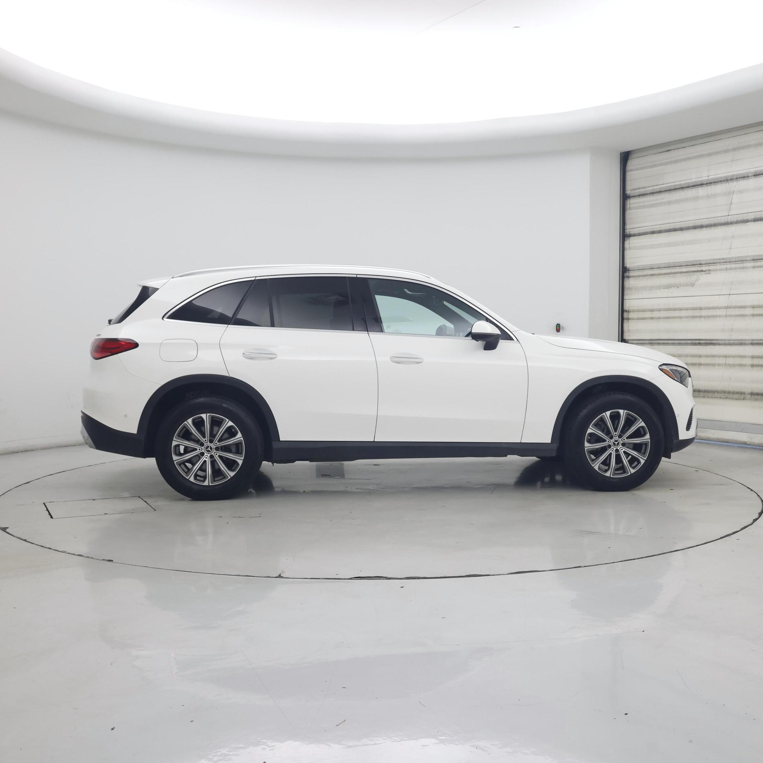 Thumbnail: 2024 Mercedes-Benz GLC - 7