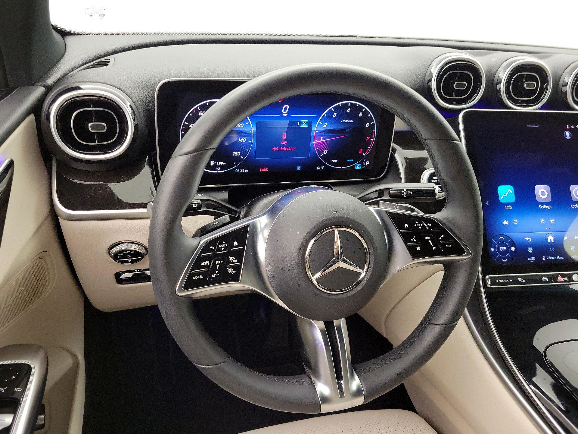 Thumbnail: 2025 Mercedes-Benz GLC - 10