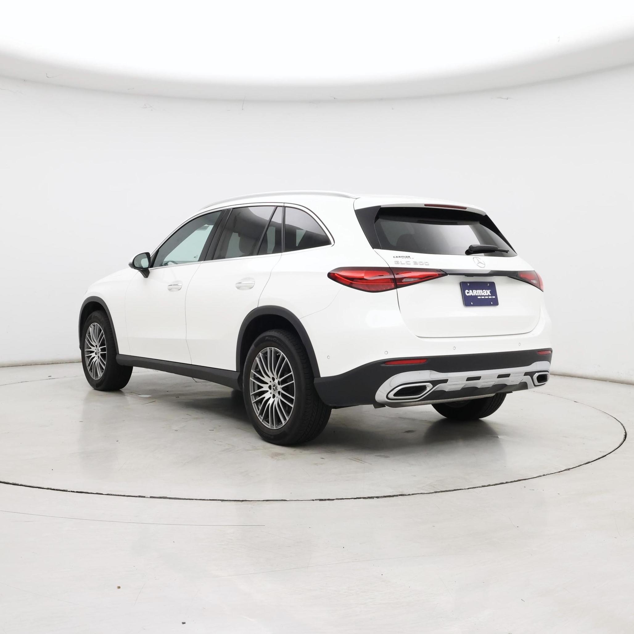 Thumbnail: 2025 Mercedes-Benz GLC - 2