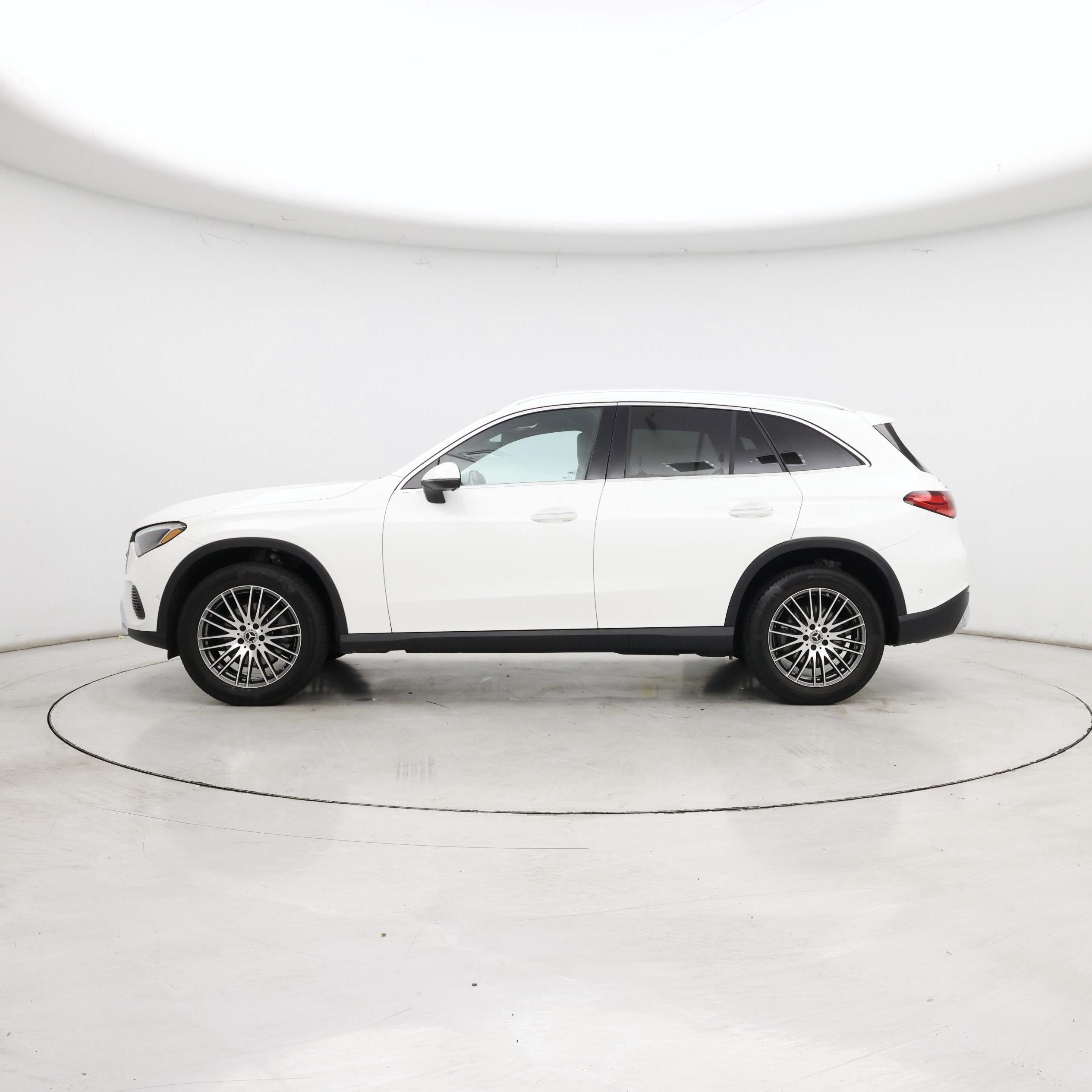 Thumbnail: 2025 Mercedes-Benz GLC - 3