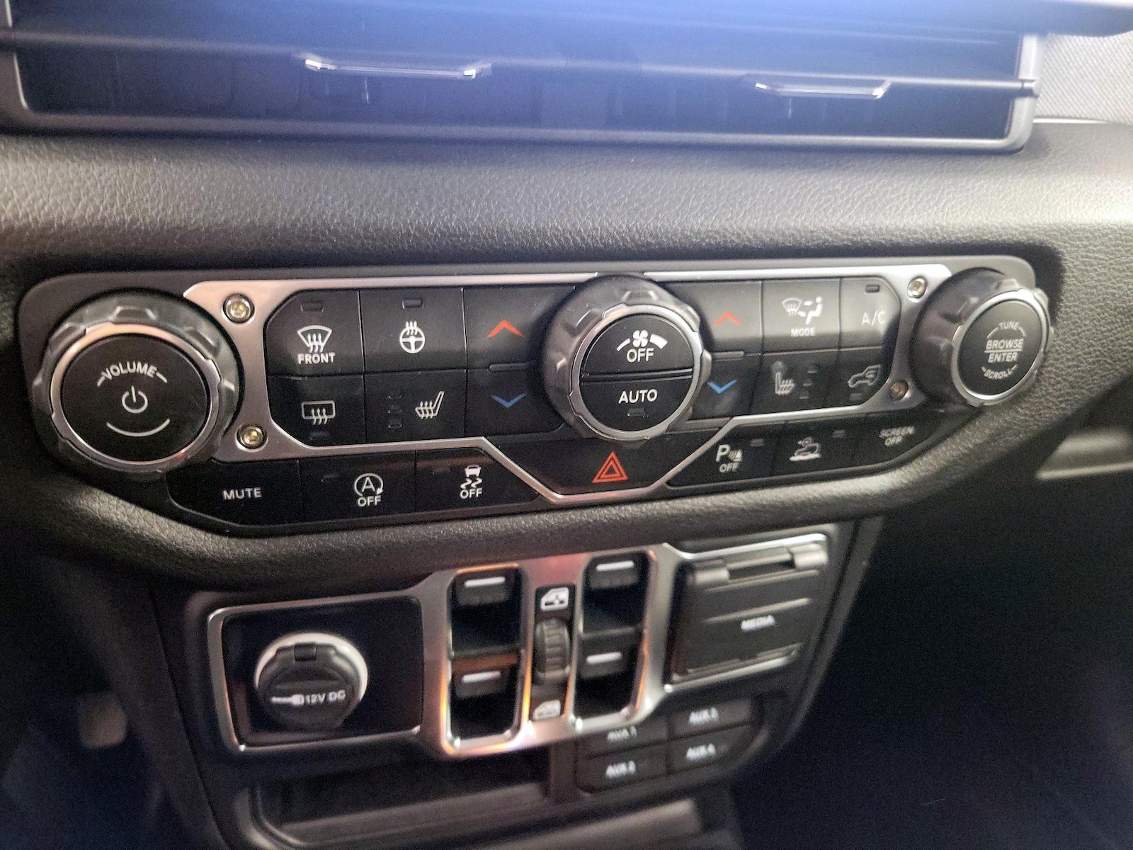 2024 Jeep Gladiator Sport S - Photo 18