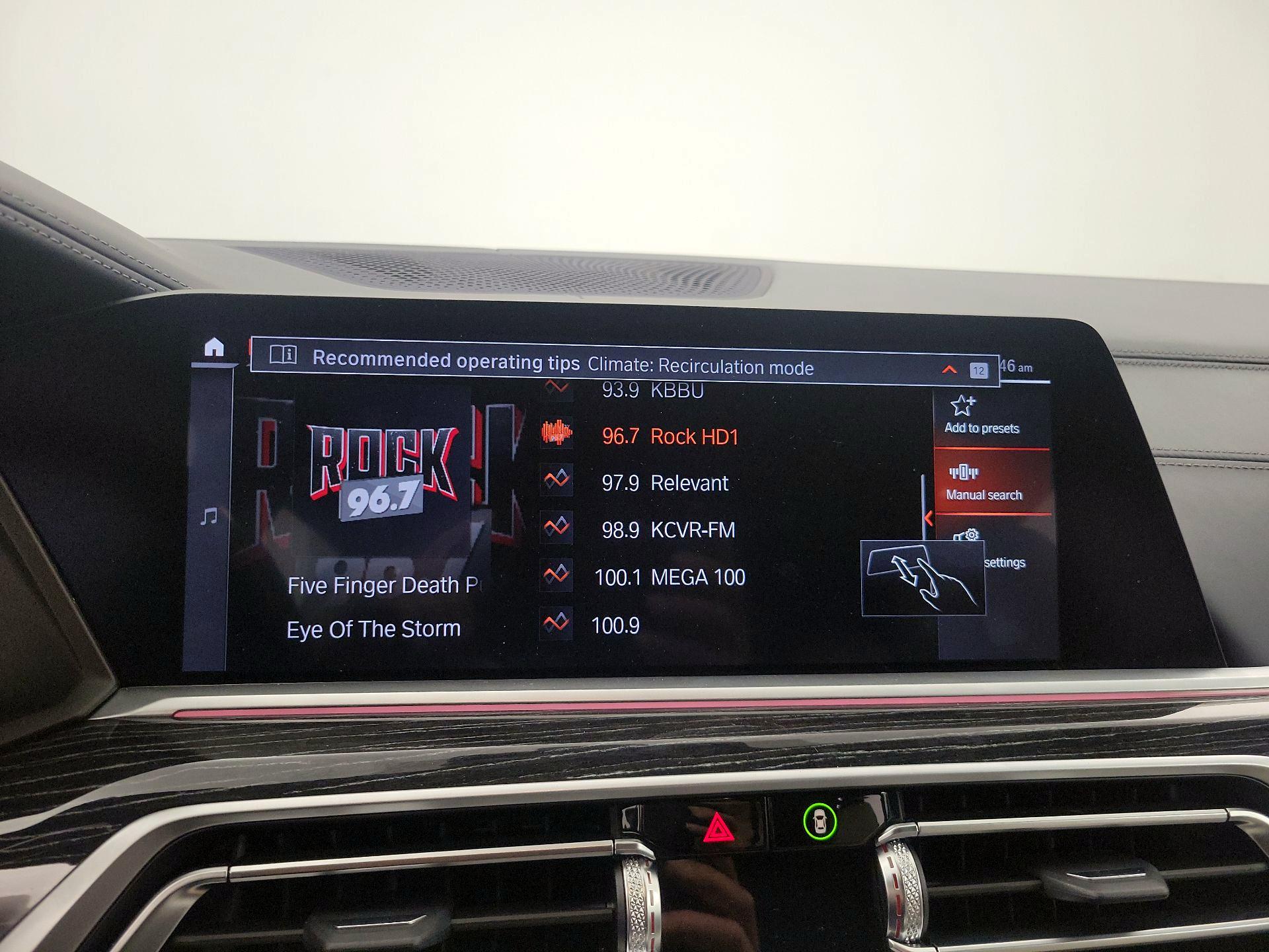 Thumbnail: 2022 BMW X7 - 16