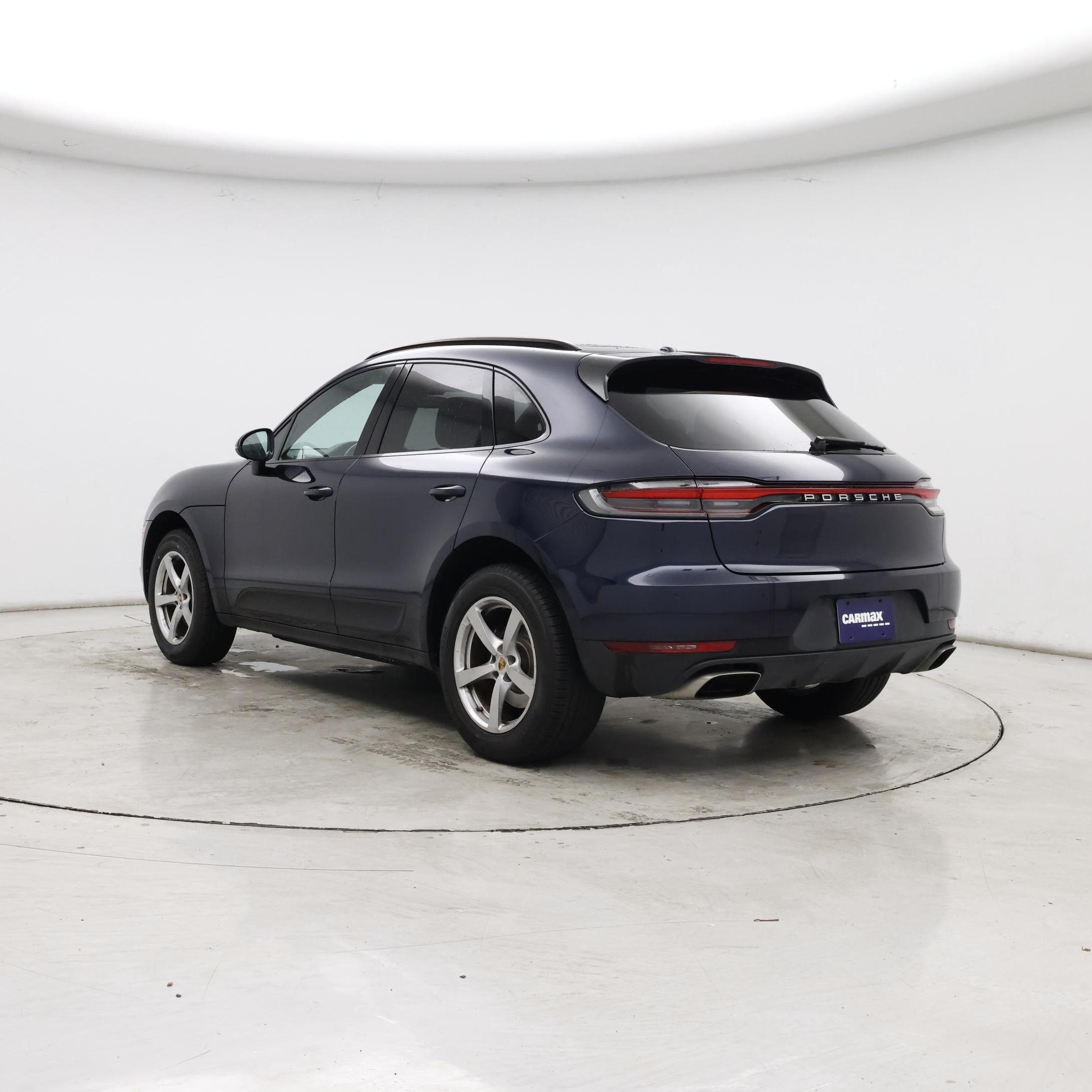 Thumbnail: 2021 Porsche Macan - 2