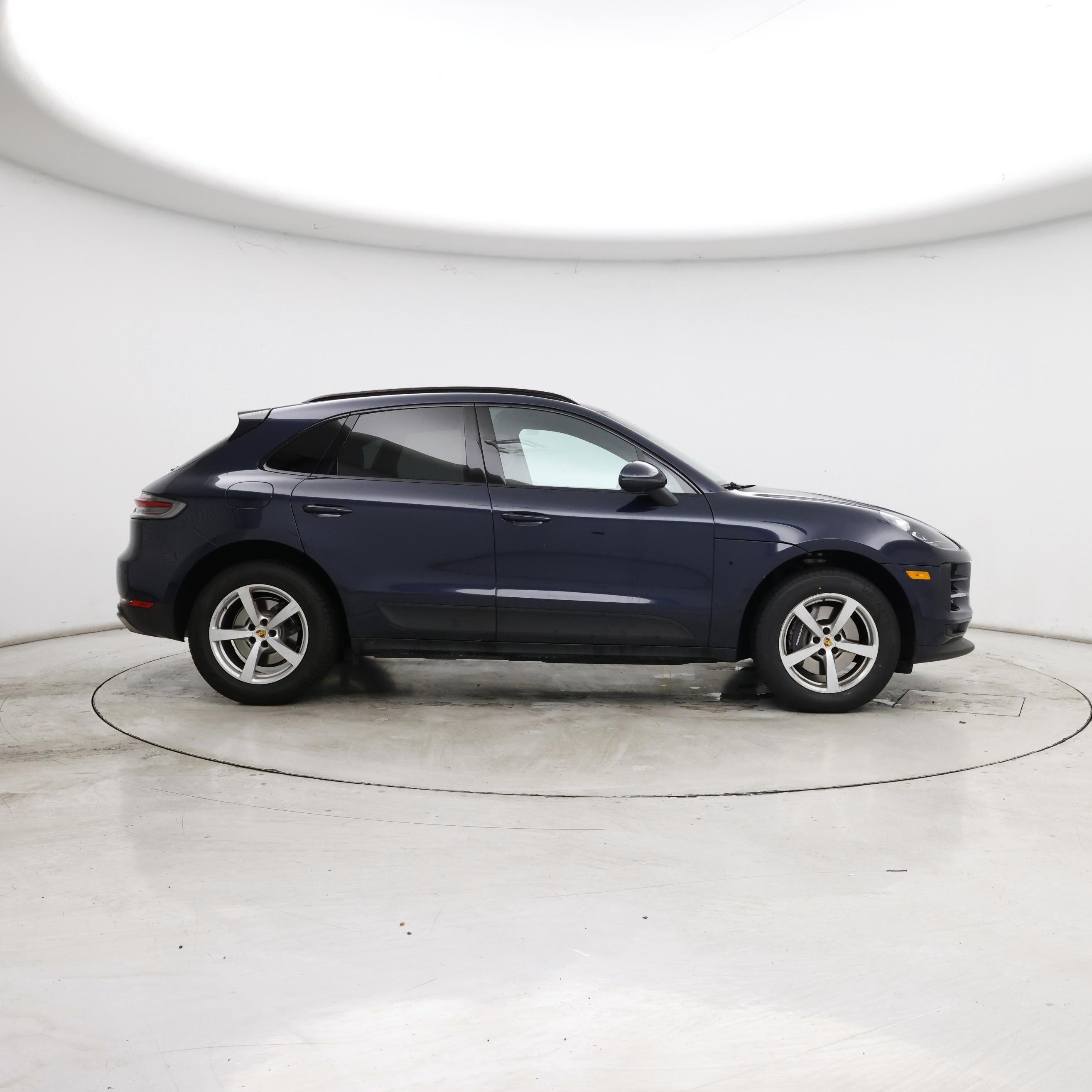 Thumbnail: 2021 Porsche Macan - 7