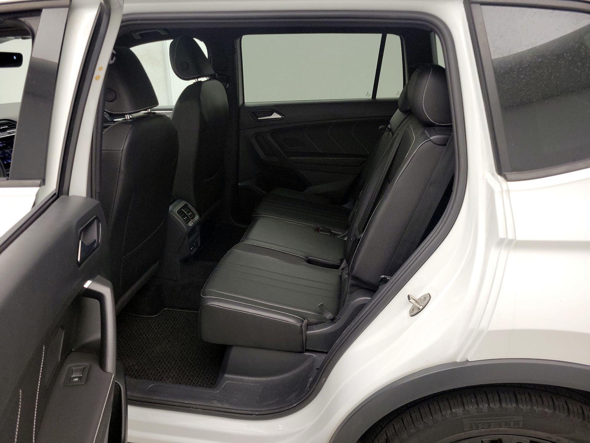Thumbnail: 2022 Volkswagen Tiguan - 20
