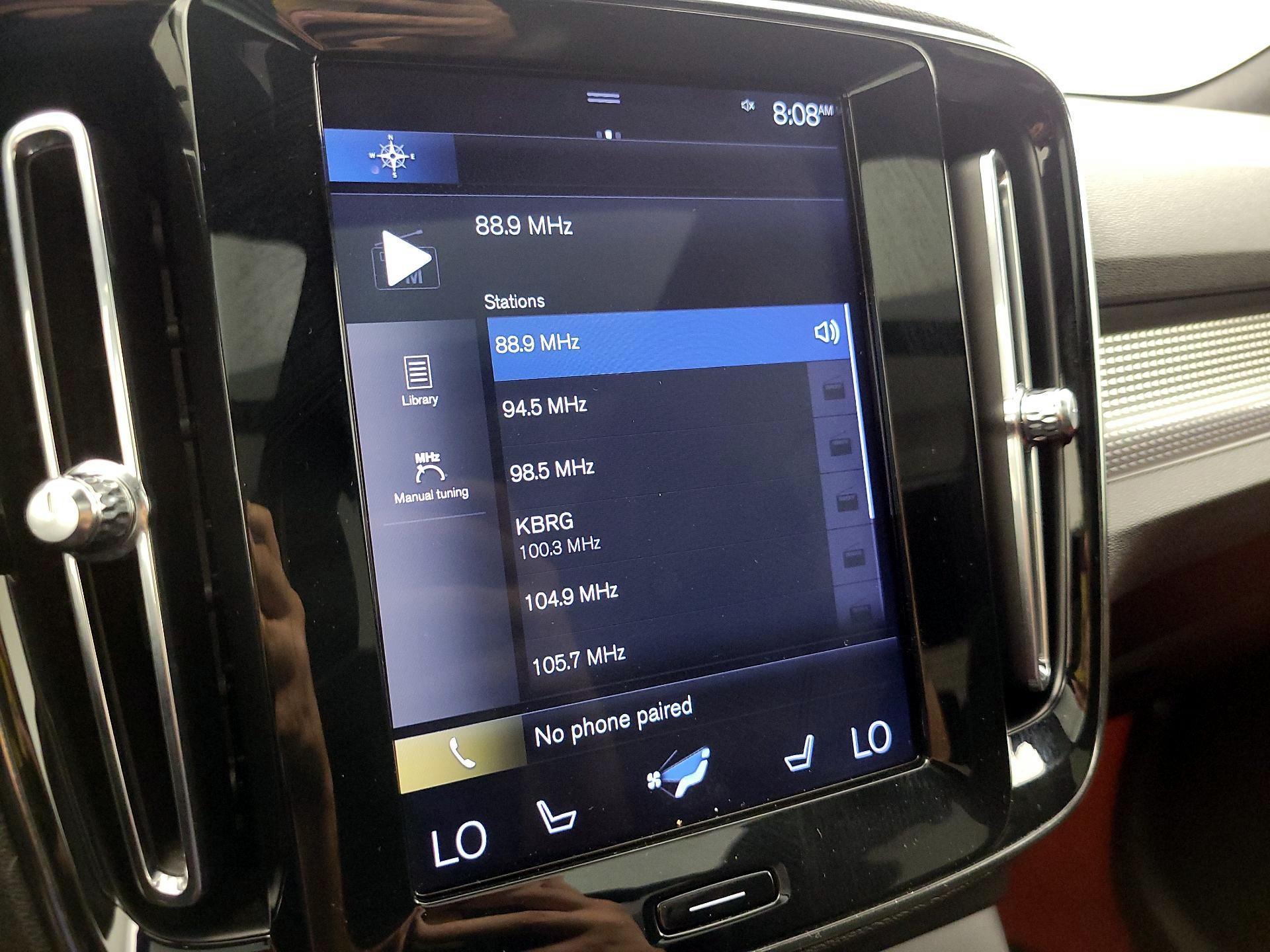 Thumbnail: 2019 Volvo XC40 - 16