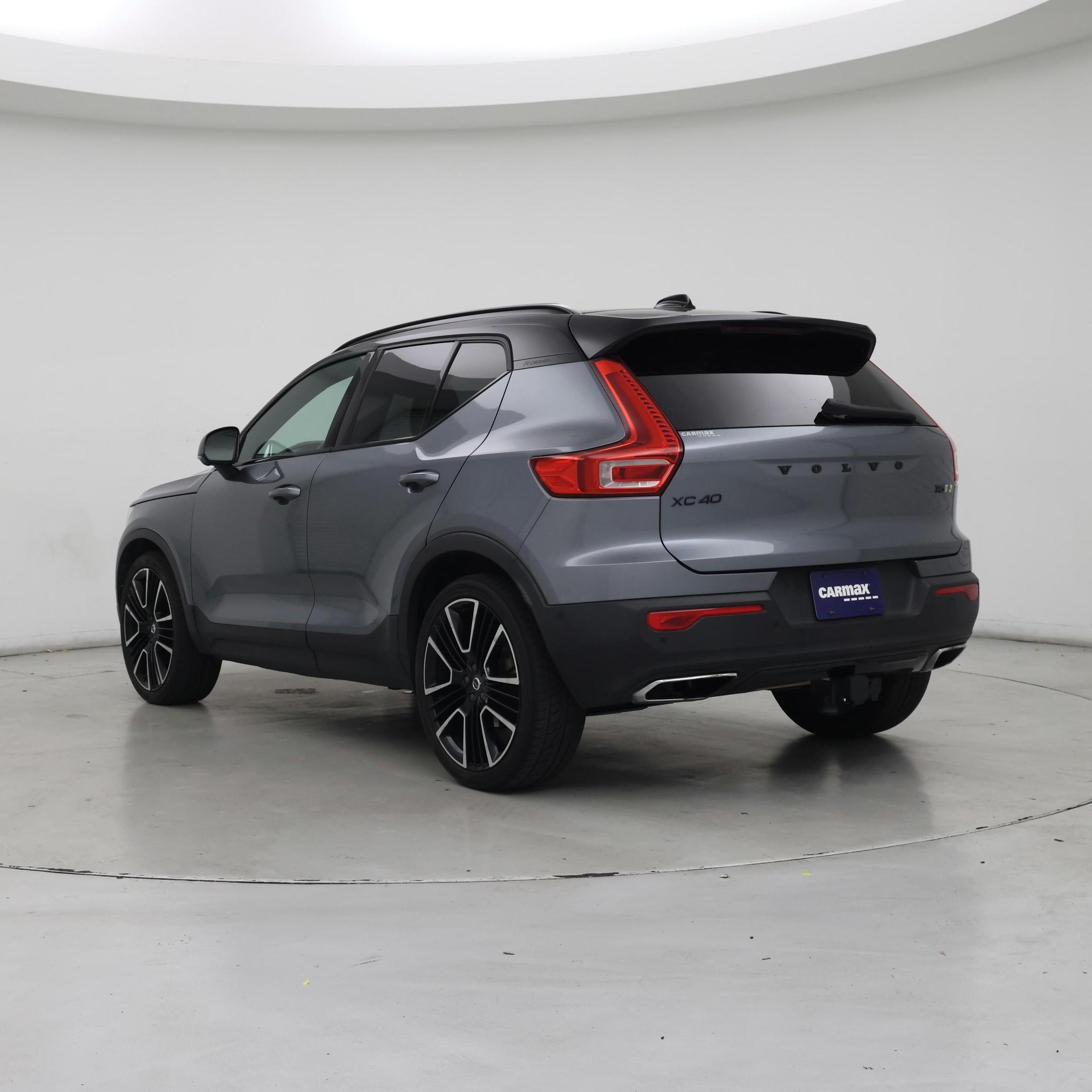 Thumbnail: 2019 Volvo XC40 - 2