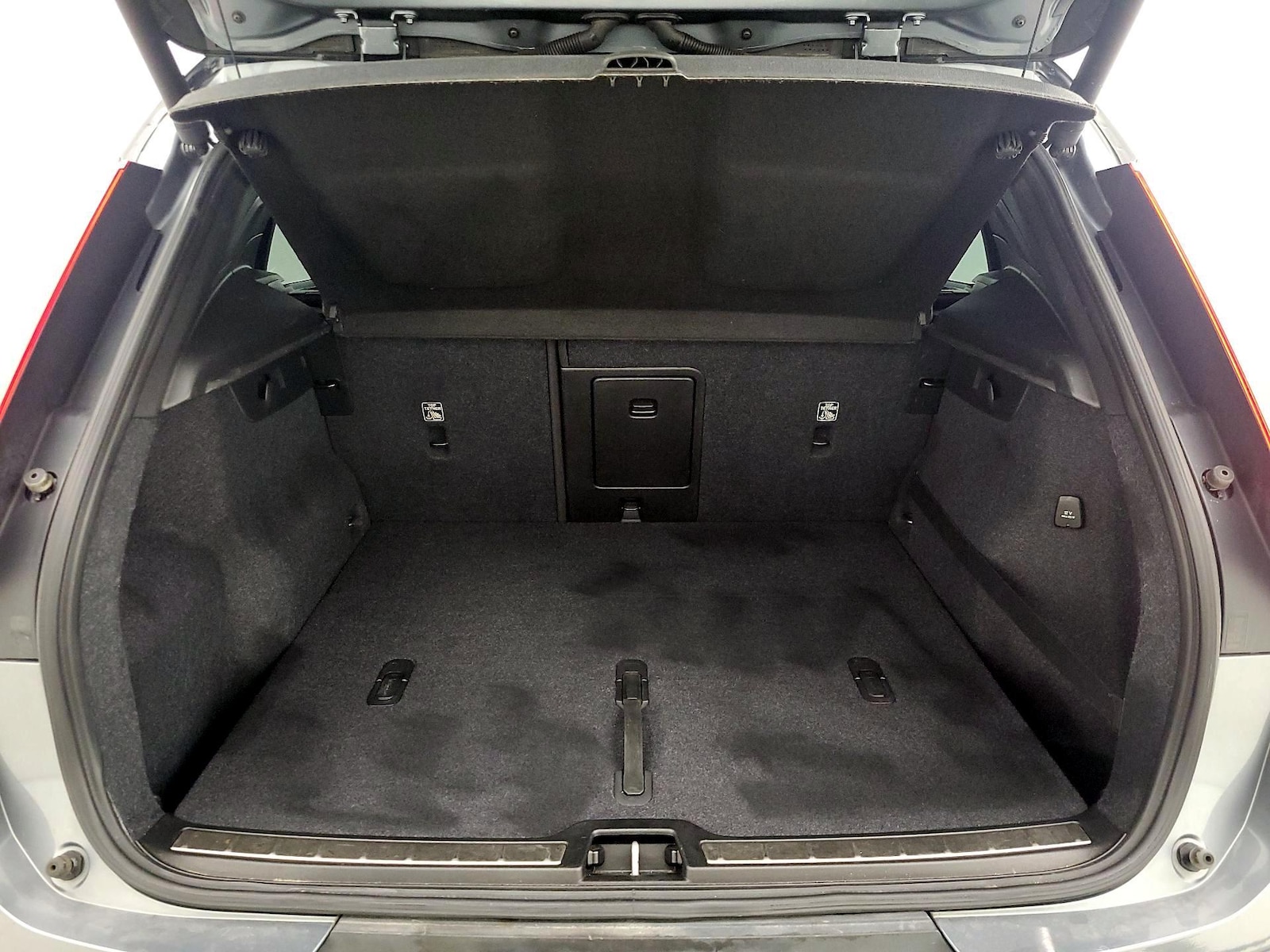 2019 Volvo XC40 R-Design - Photo 23