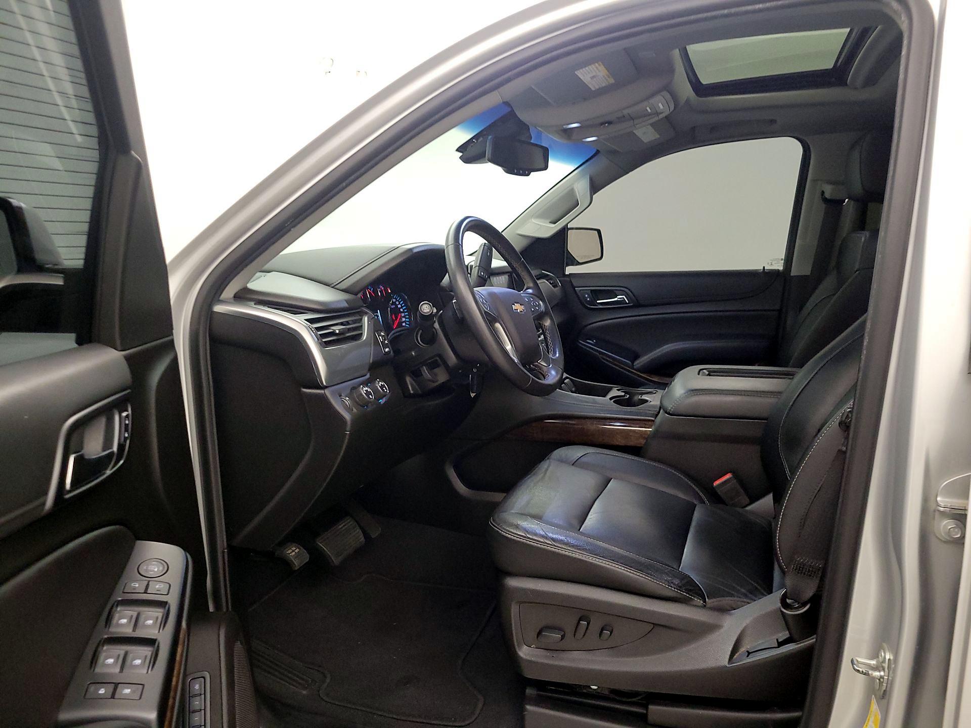 Thumbnail: 2019 Chevrolet Tahoe - 11