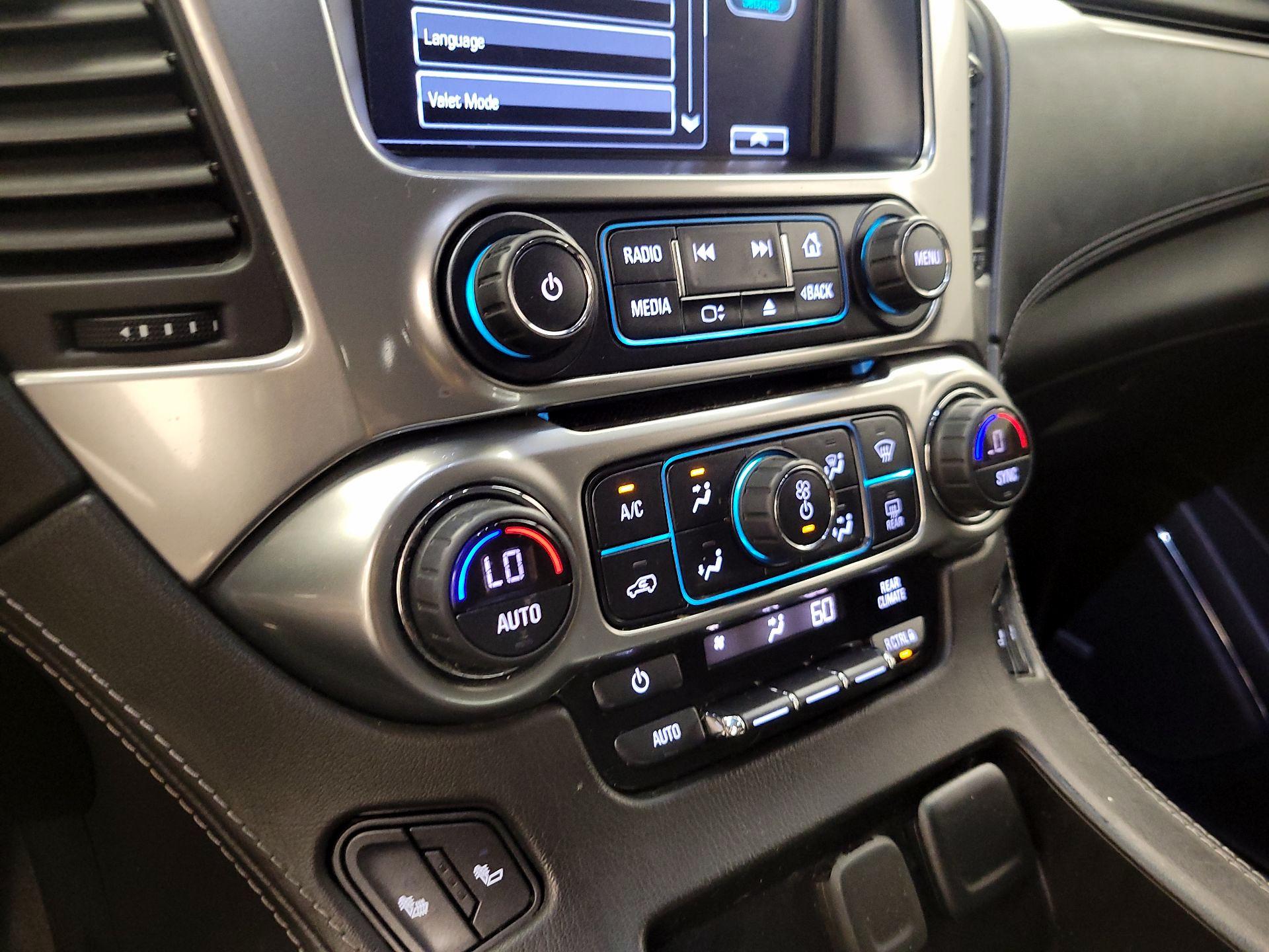 Thumbnail: 2019 Chevrolet Tahoe - 17