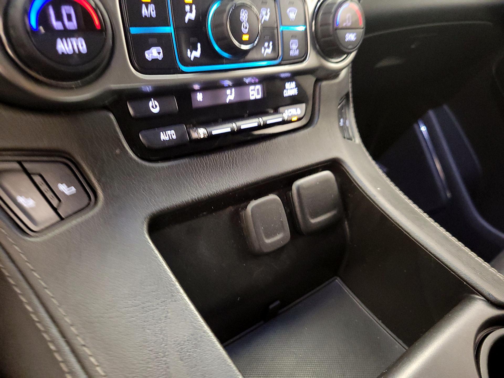 Thumbnail: 2019 Chevrolet Tahoe - 19