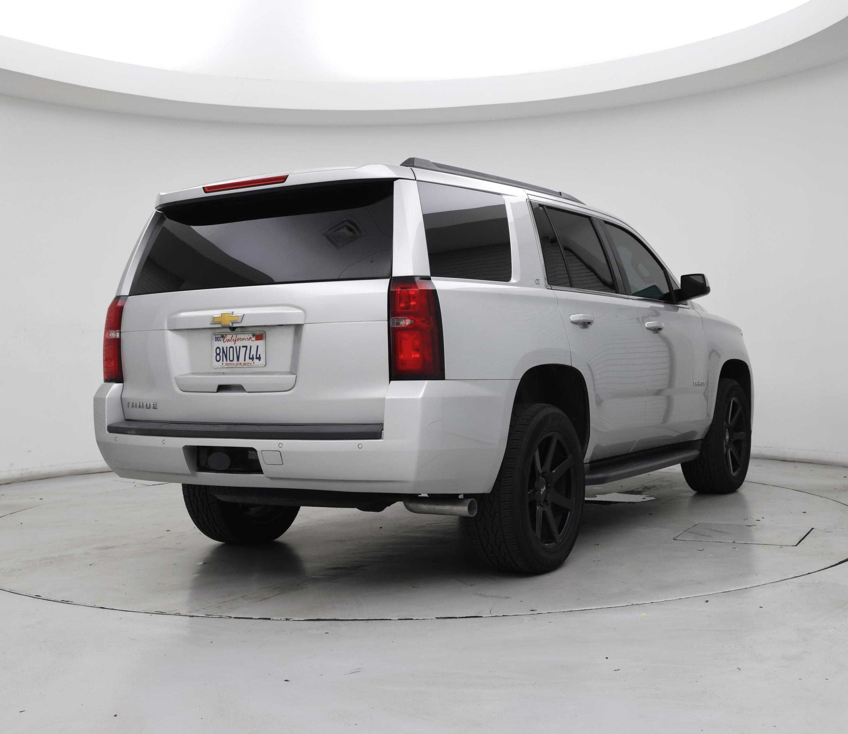 Thumbnail: 2019 Chevrolet Tahoe - 8