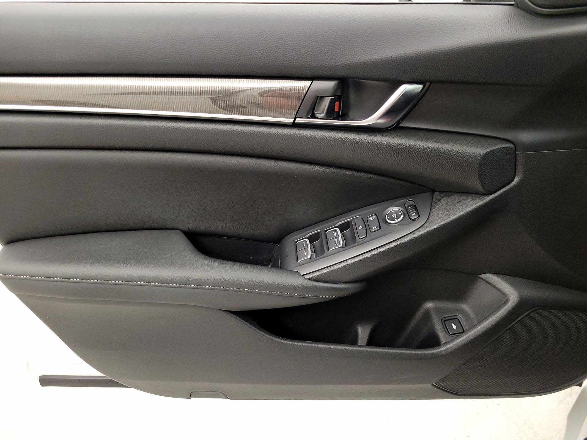Thumbnail: 2020 Honda Accord - 12