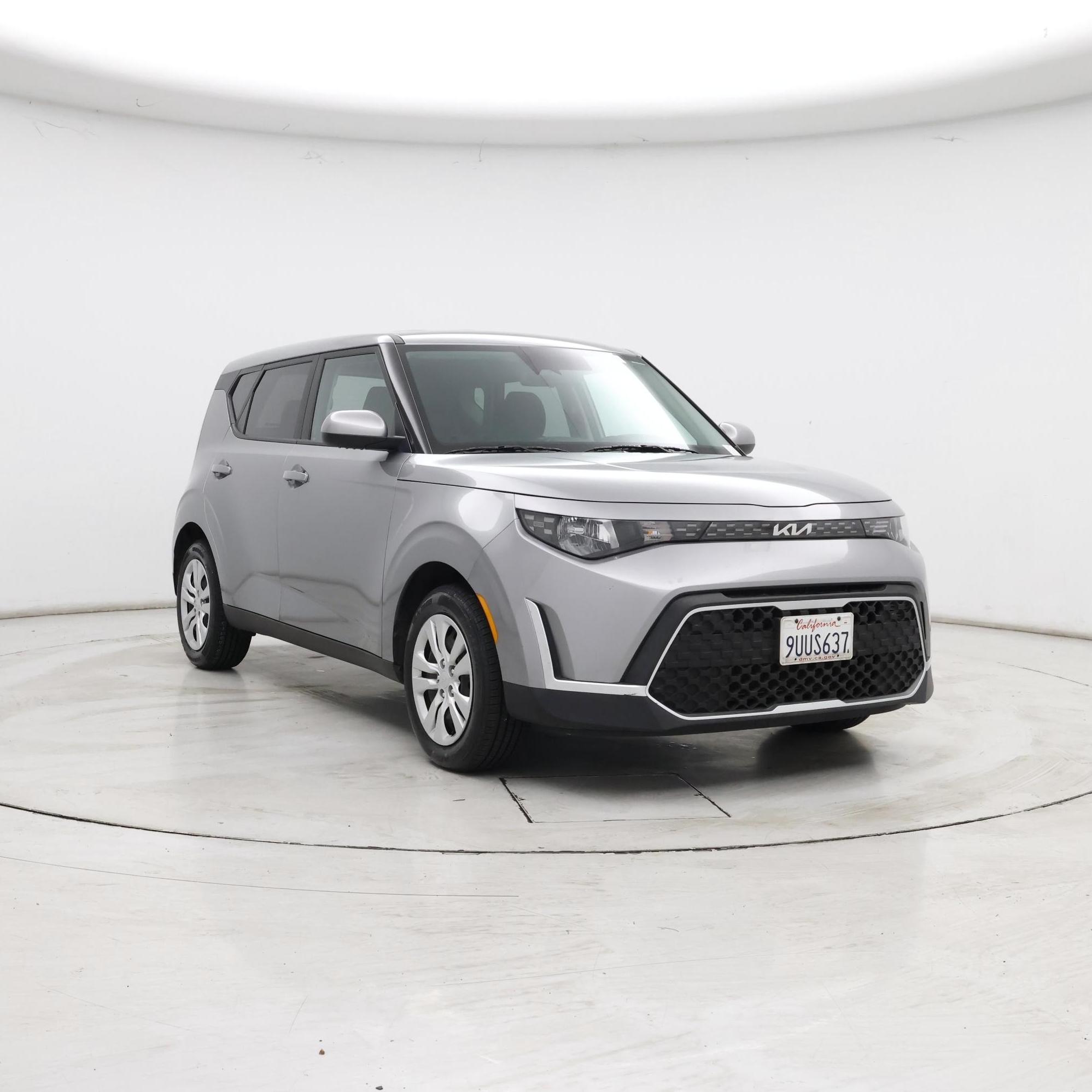 Gray 2025 Kia Soul SUV / Crossover Front-Wheel Drive Automatic