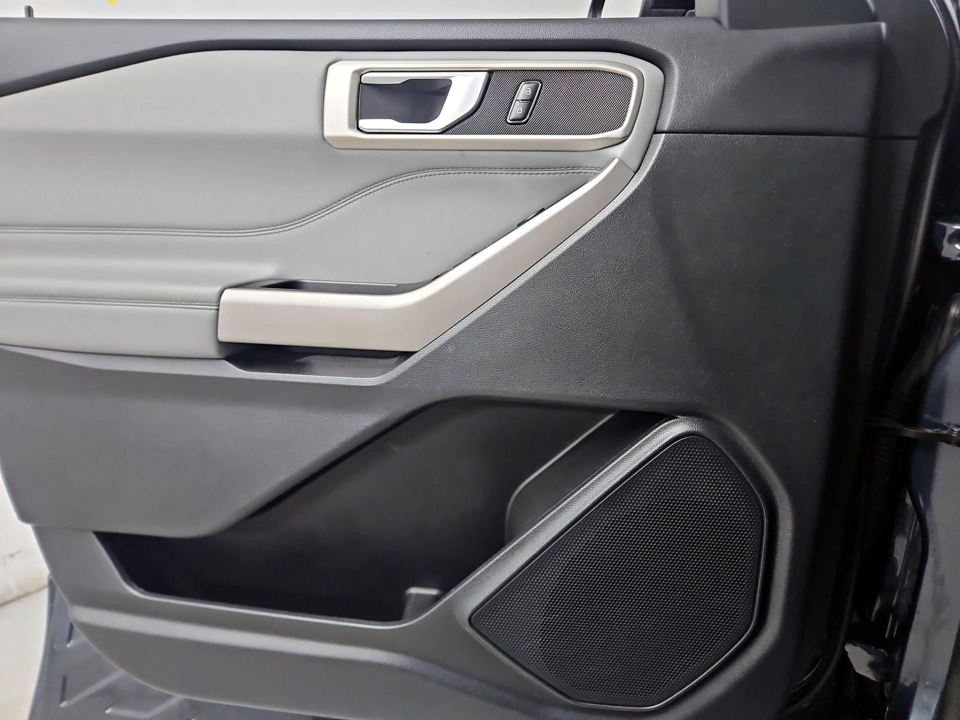 Thumbnail: 2023 Ford Explorer - 12