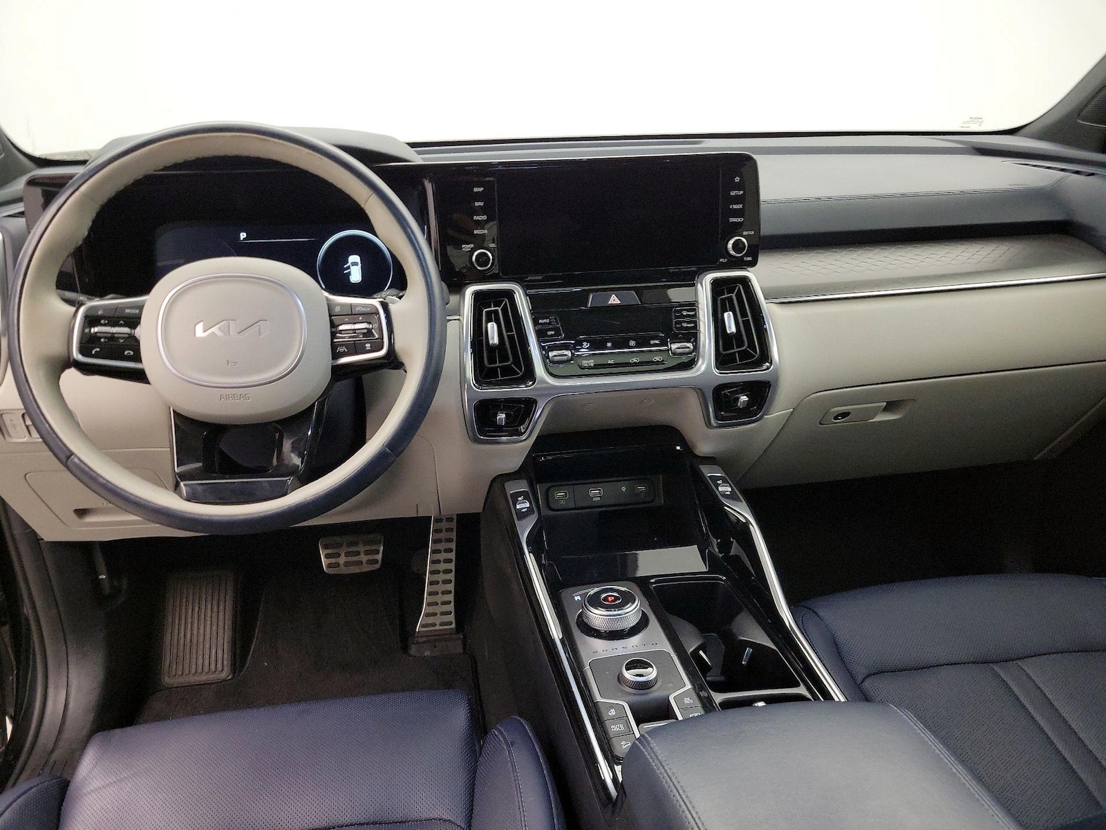 Apple CarPlay® & Android Auto™