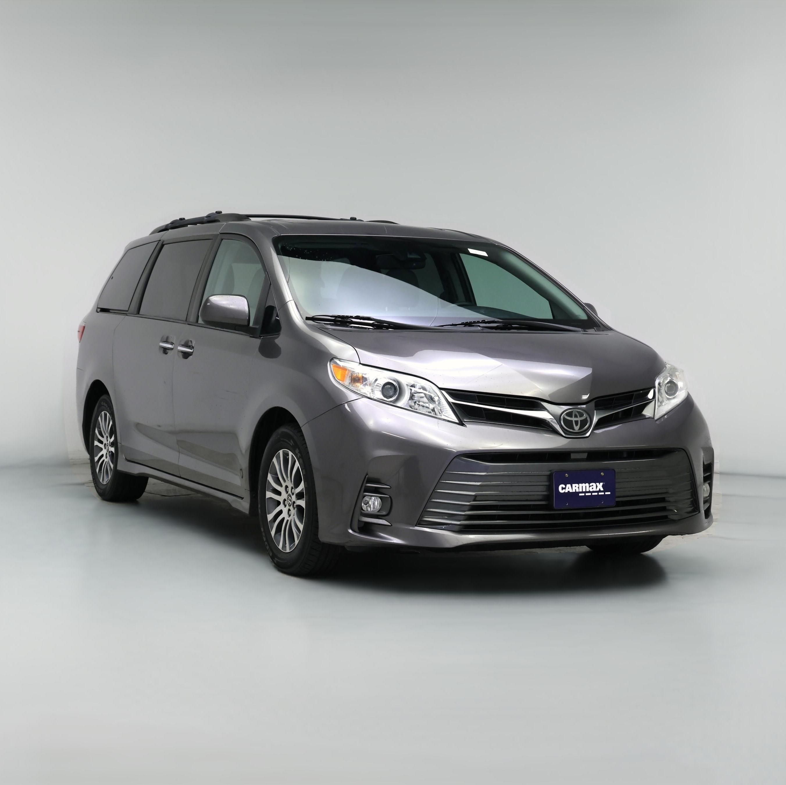 Thumbnail: 2020 Toyota Sienna - 1