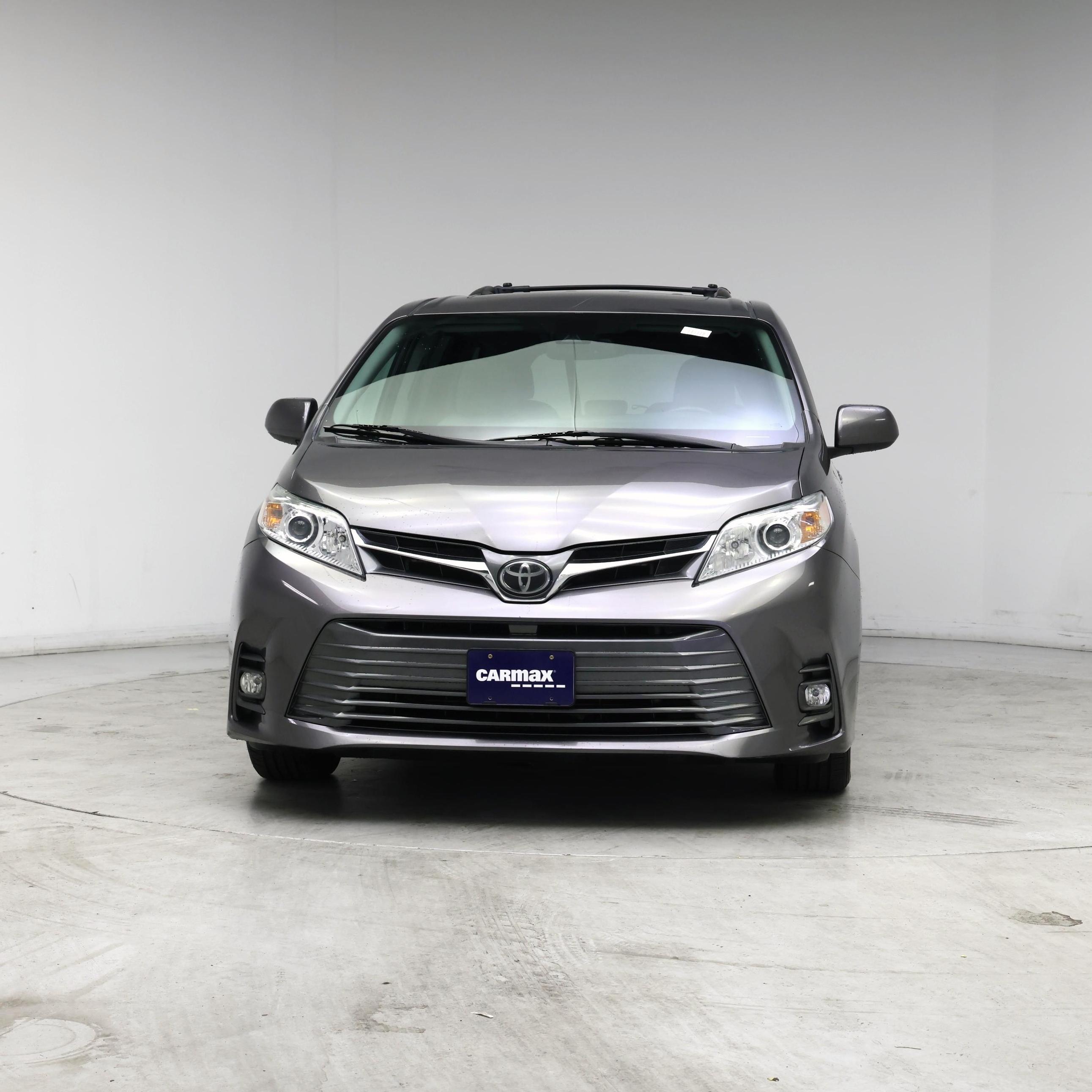 Thumbnail: 2020 Toyota Sienna - 5